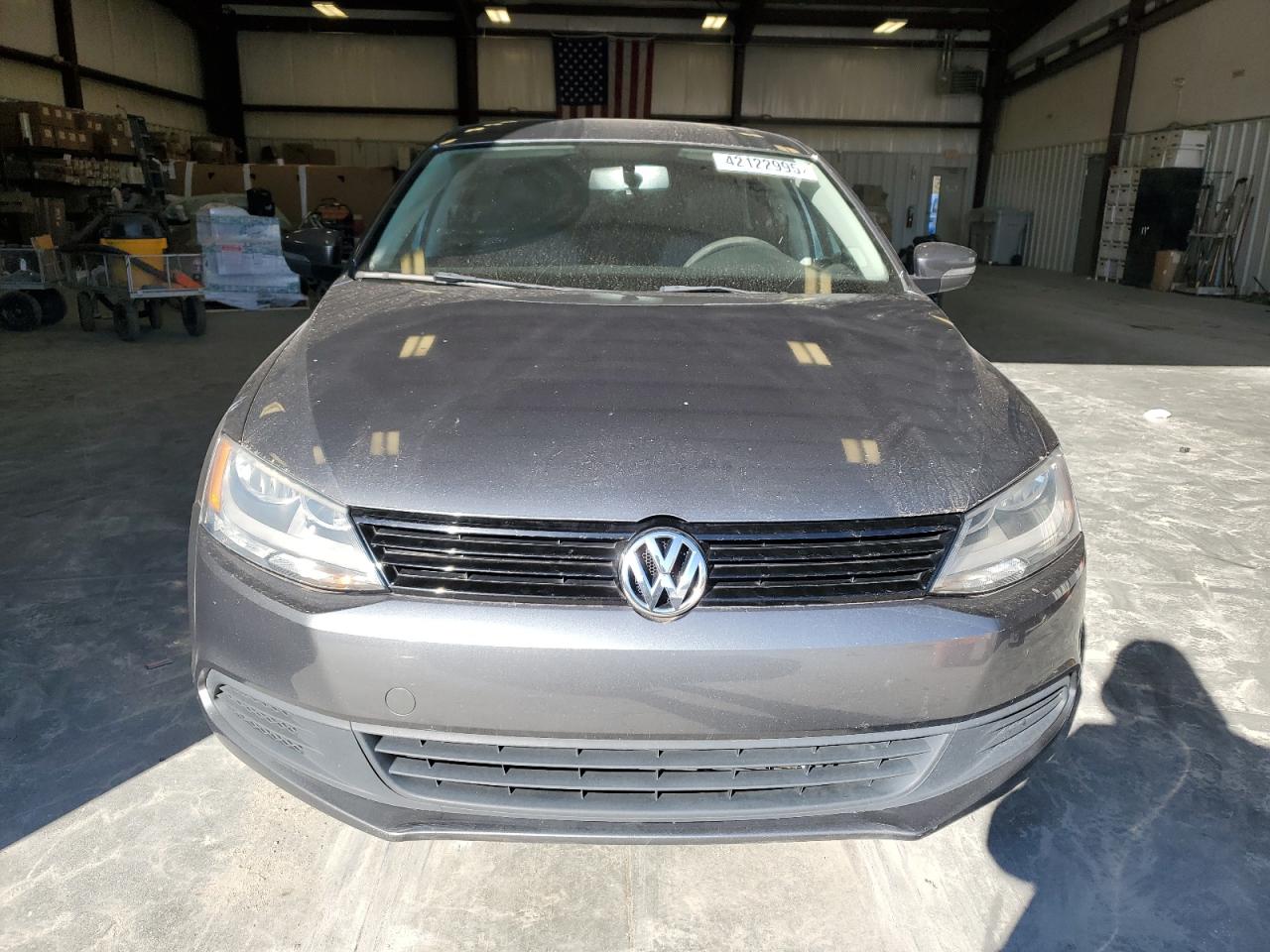 2014 Volkswagen Jetta - Image 5