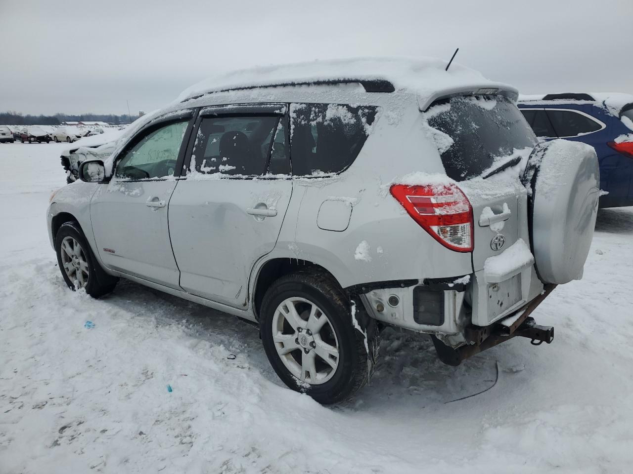 2012 Toyota RAV 4 - Image 2