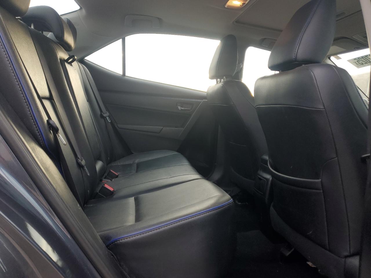 2017 Toyota Corolla - Image 10