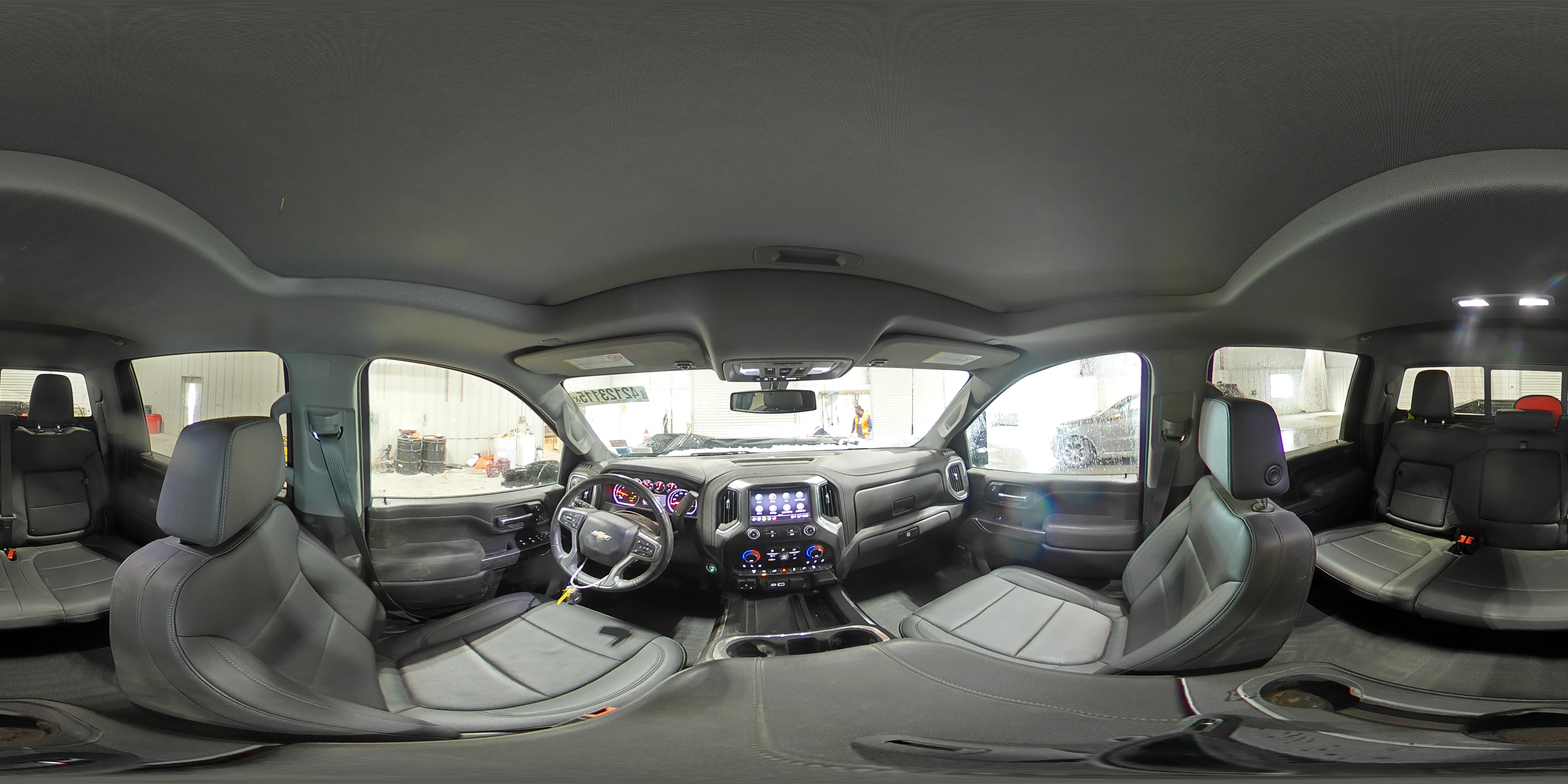 2023 Chevrolet Silverado - Image 15