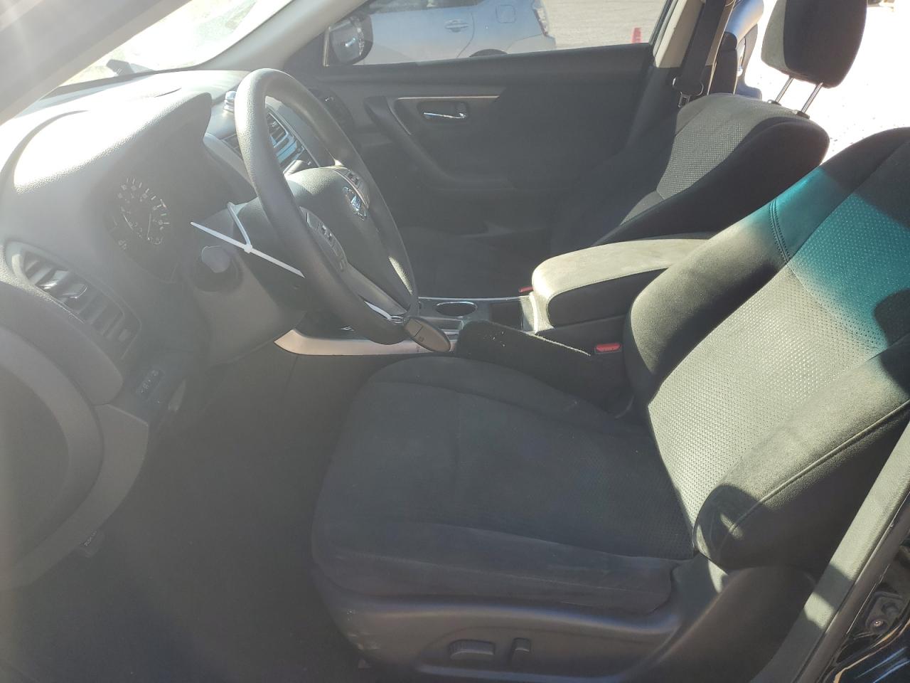 2015 Nissan Altima - Image 7