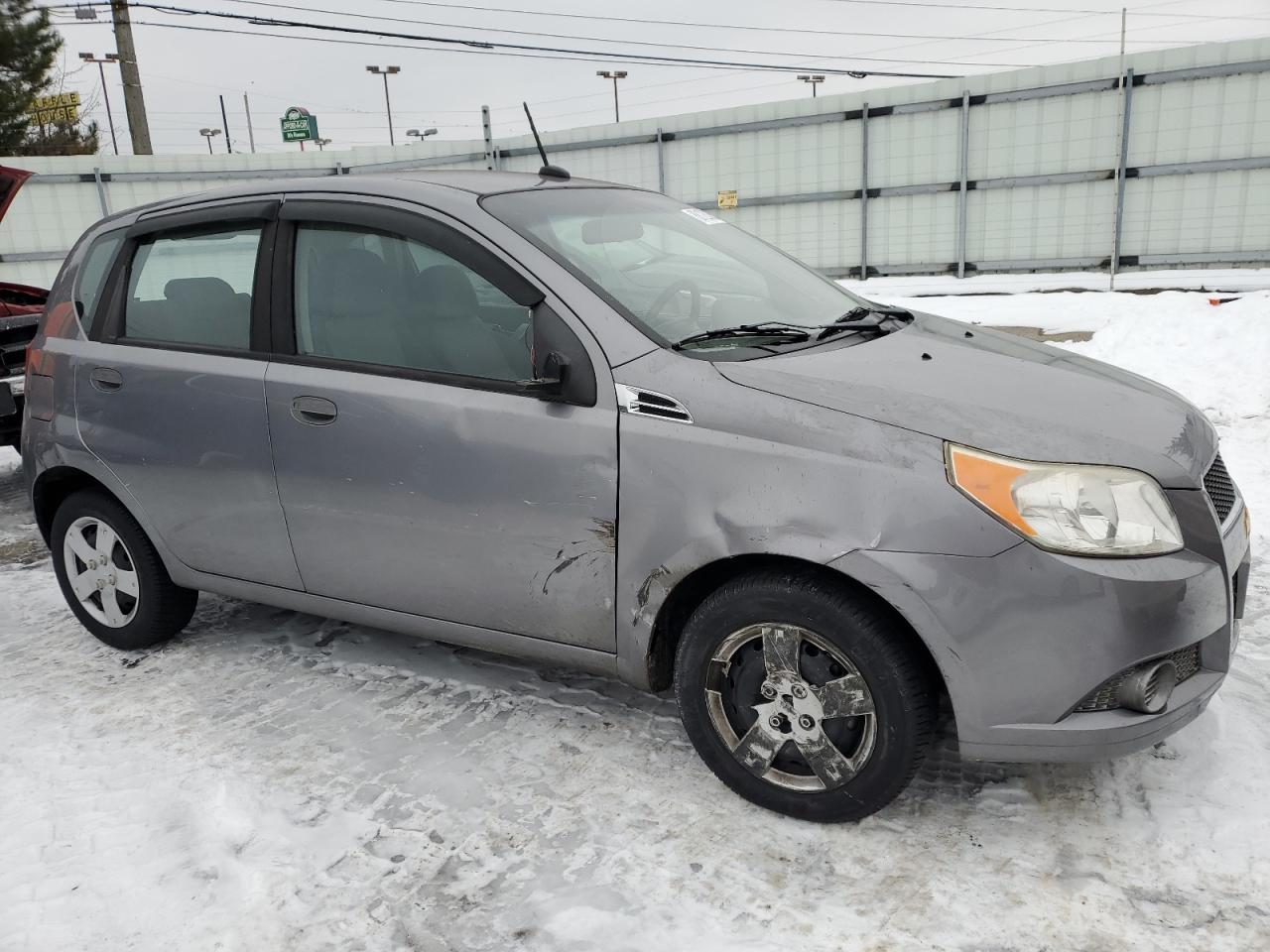 2011 Chevrolet Aveo - Image 4