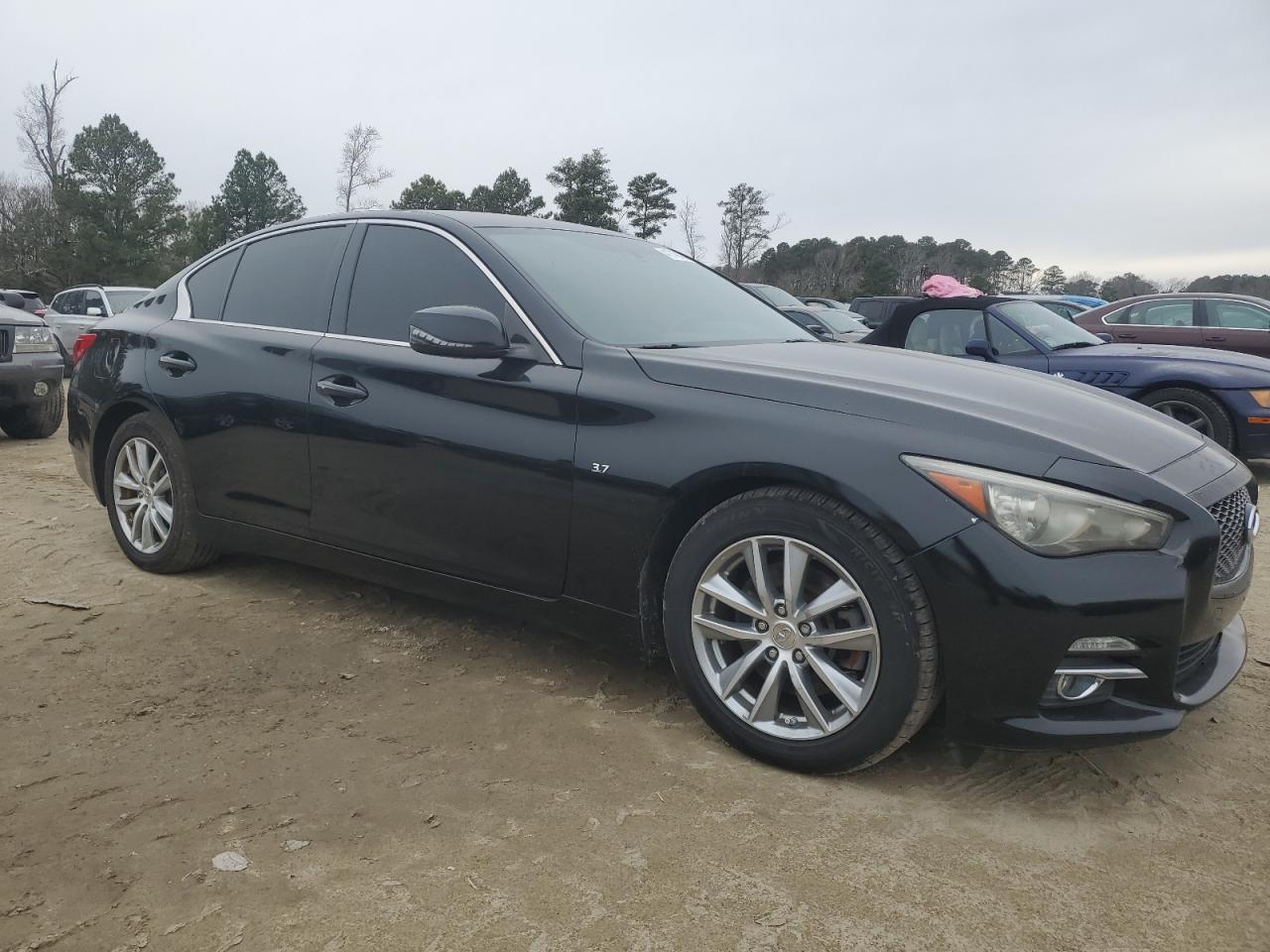 2015 Infiniti Q50 - Image 4