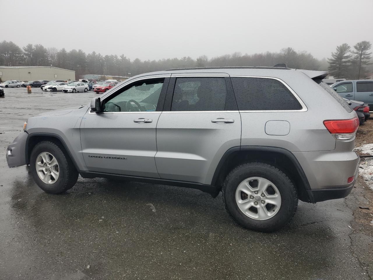 2017 Jeep Grand Cherokee - Image 2
