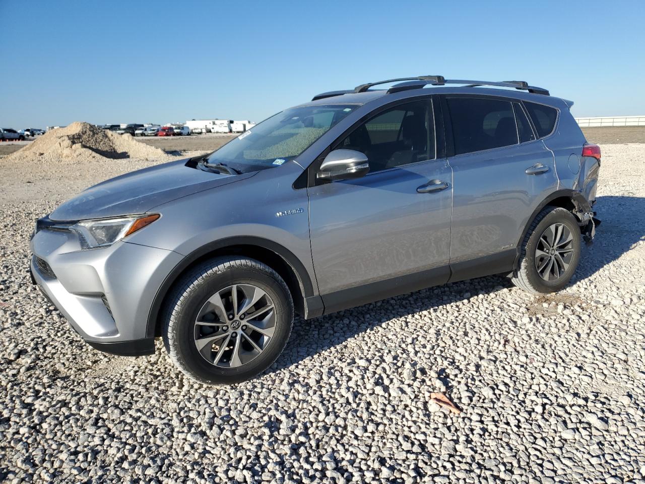 2018 Toyota RAV 4 - Image 1