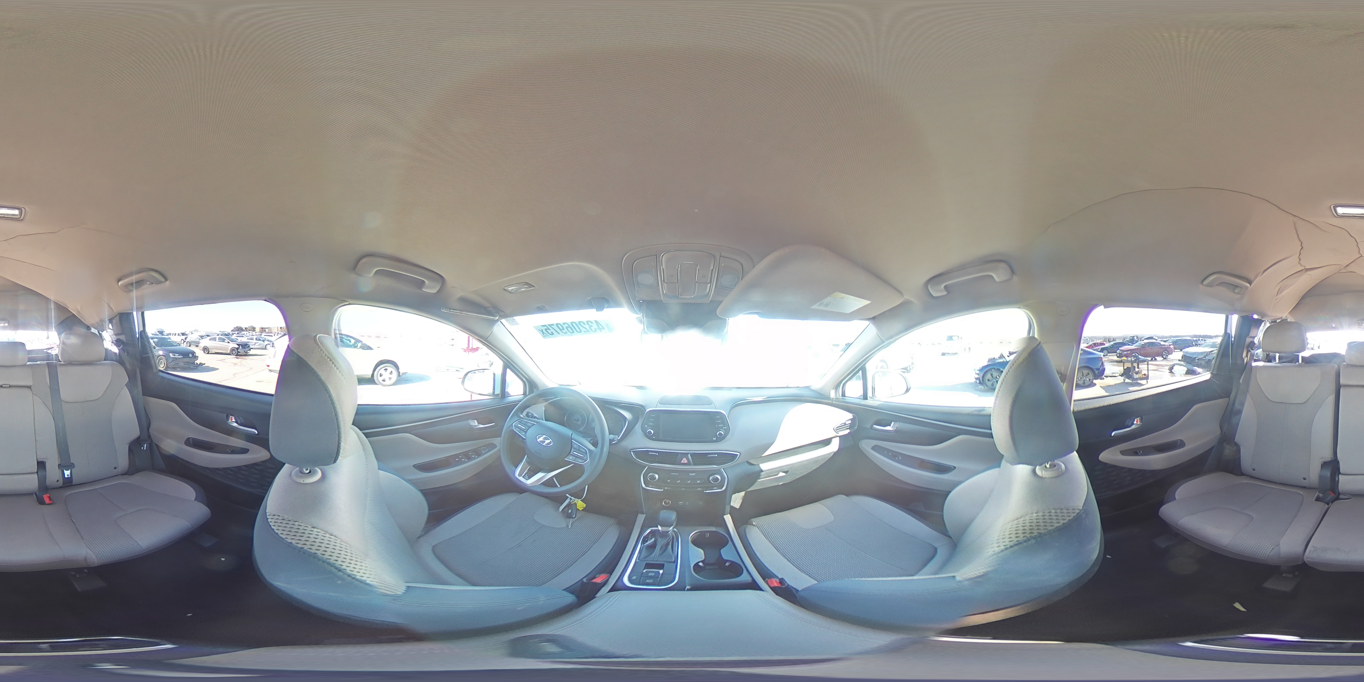 2020 Hyundai Santa Fe - Image 16