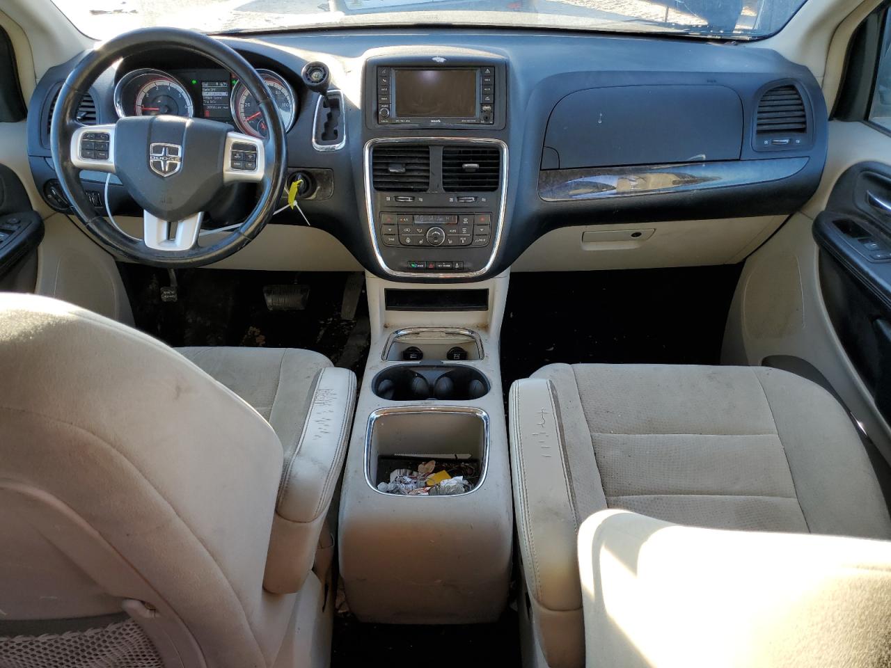 2011 Dodge Caravan - Image 8