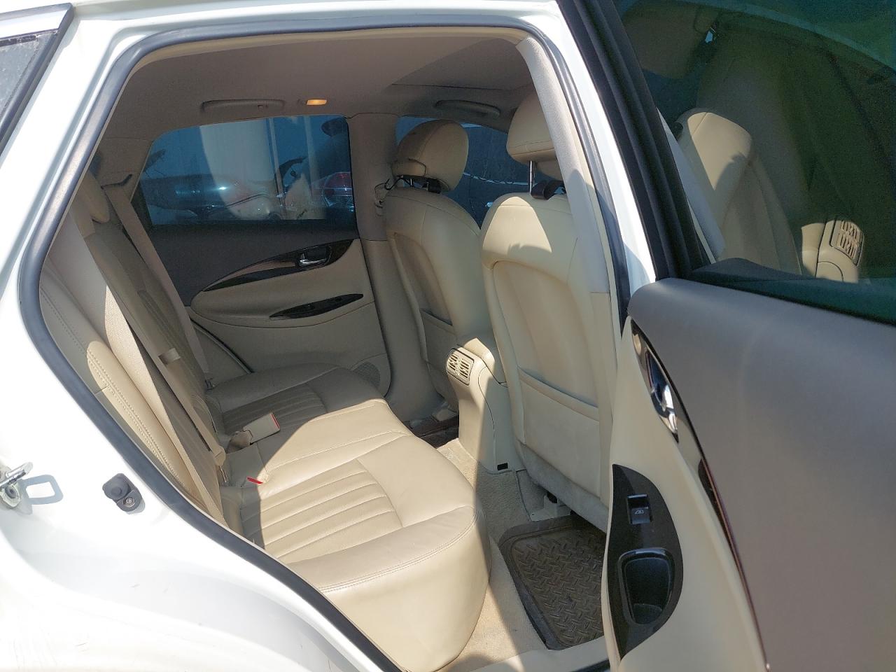 JNRBJ0HR1EM250243 - 2014 Infiniti QX50 - #88823715