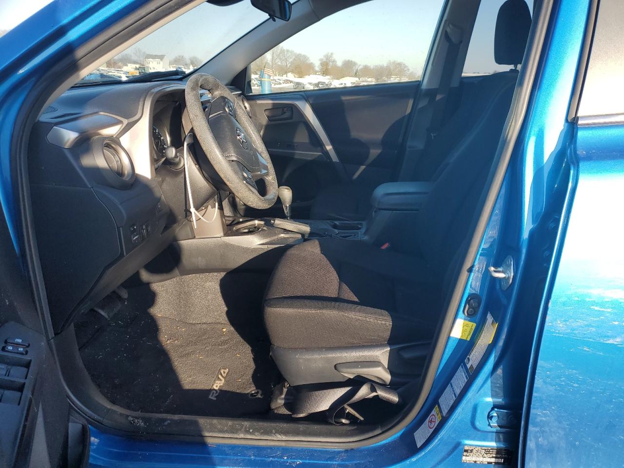 2018 Toyota RAV 4 - Image 7
