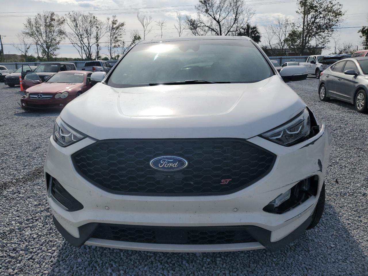 2019 Ford Edge - Image 5