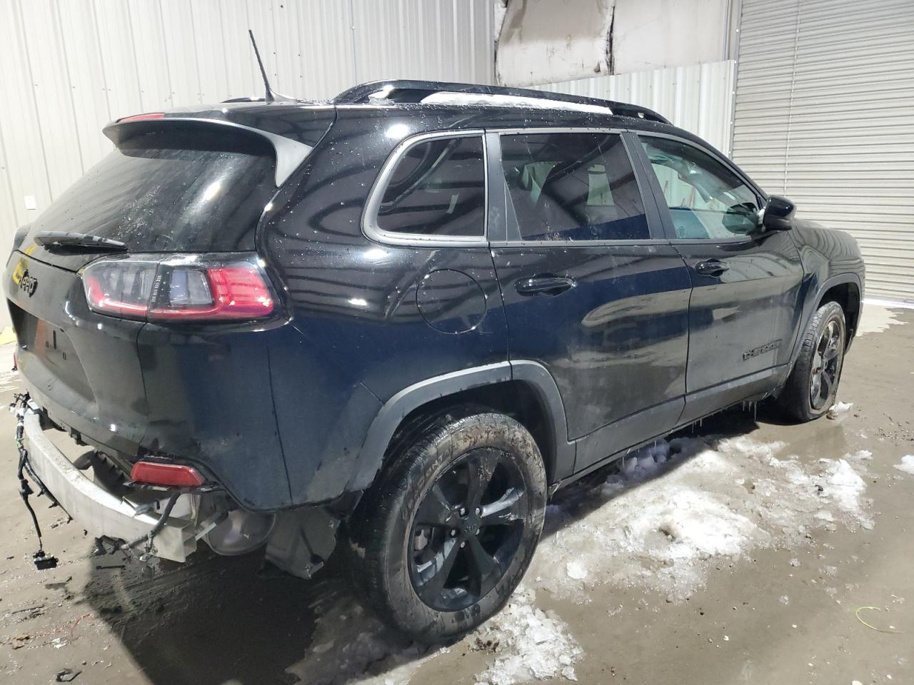 2023 Jeep Cherokee - Image 3