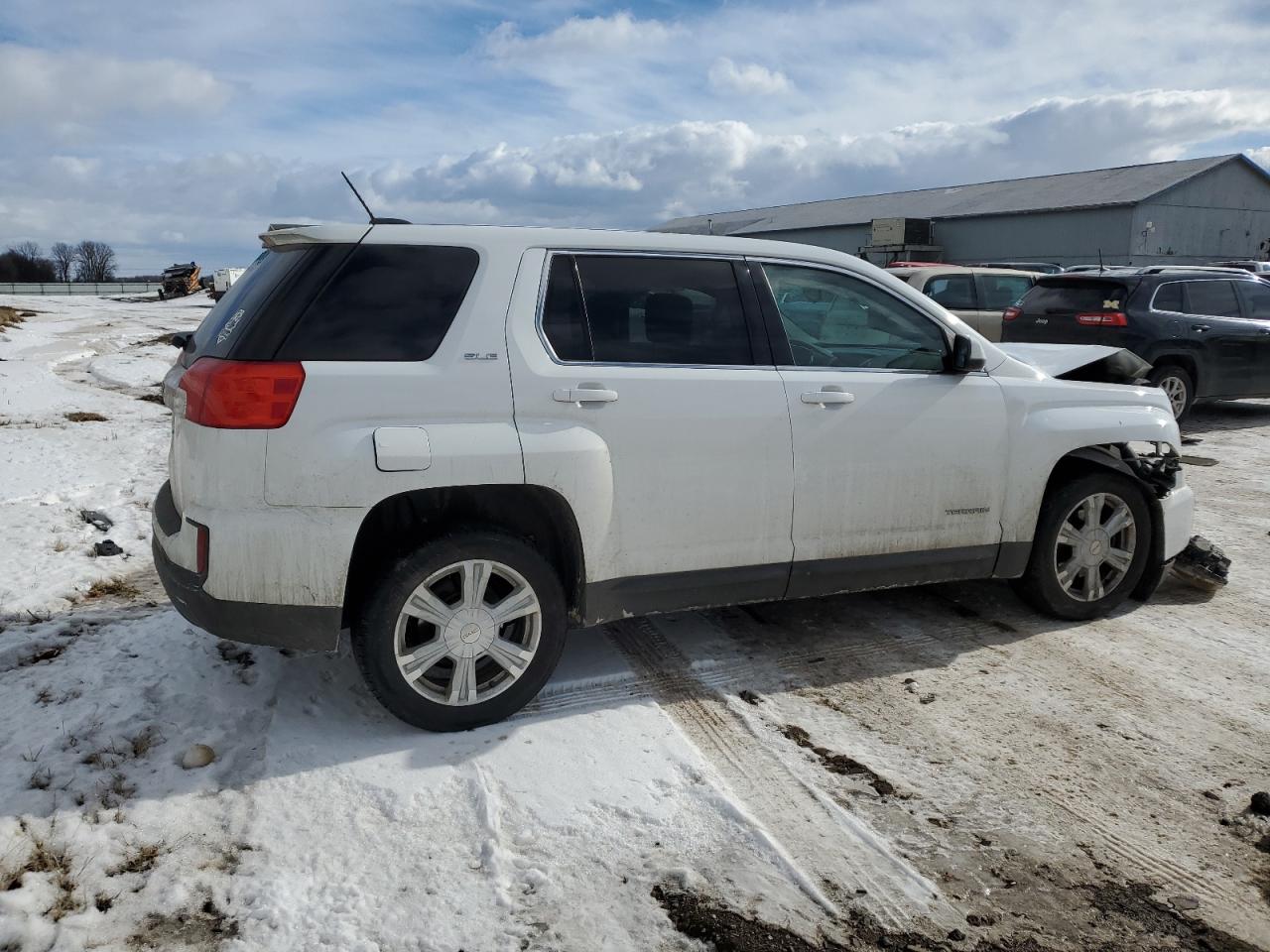 2017 GMC Terrain - Image 3