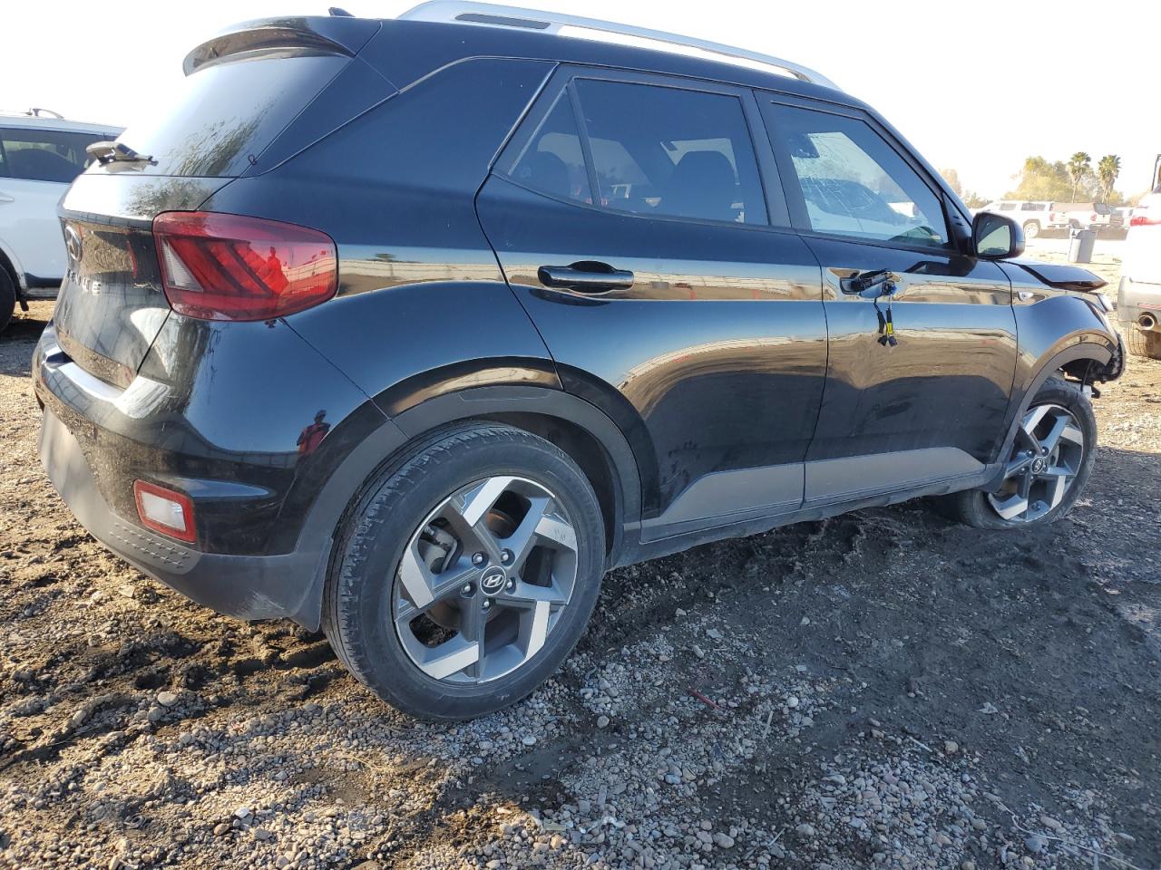 2020 Hyundai Venue - Image 3