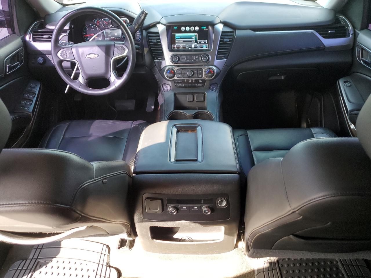 2018 Chevrolet Suburban - Image 8