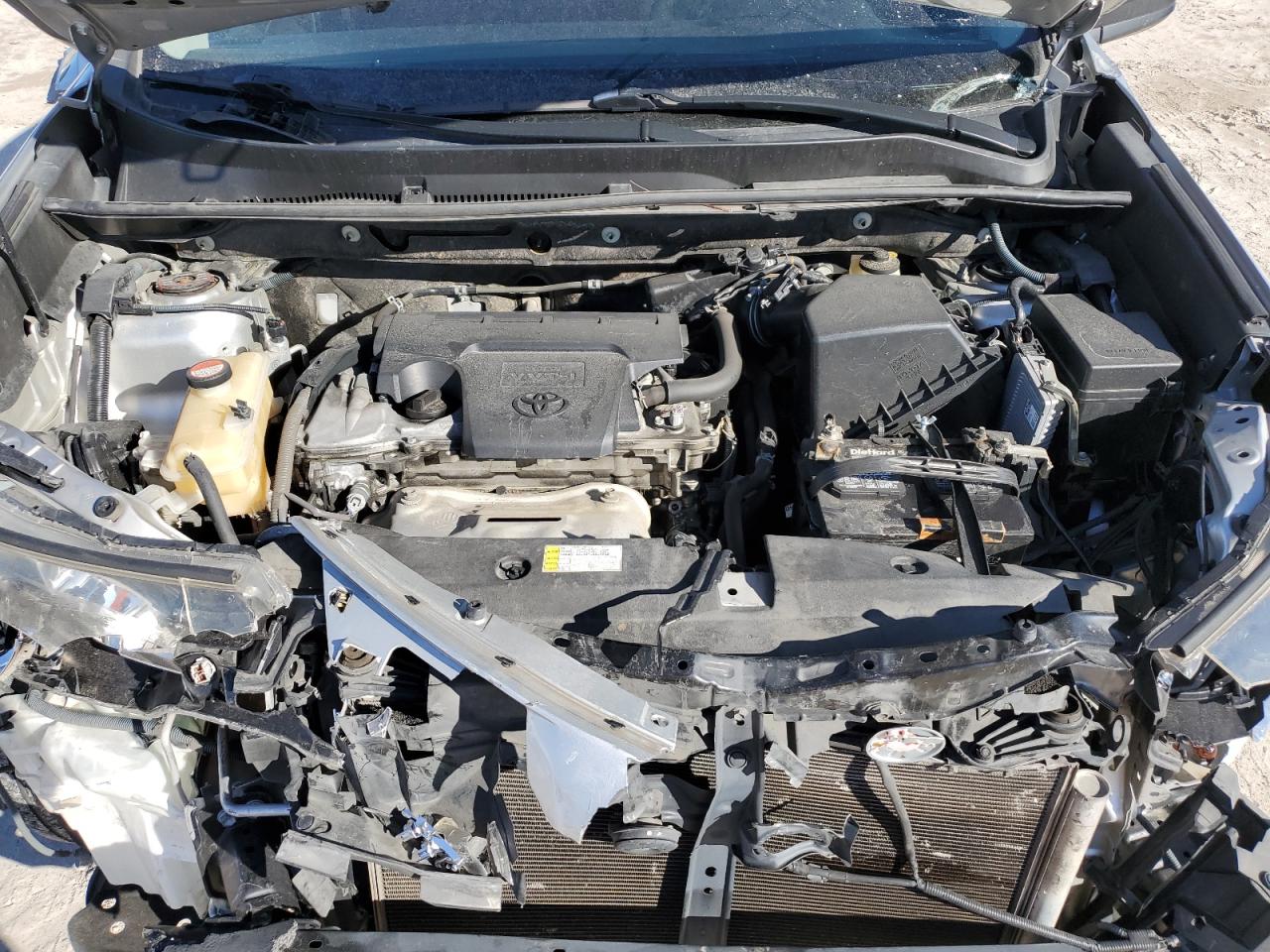 2015 Toyota RAV 4 - Image 12