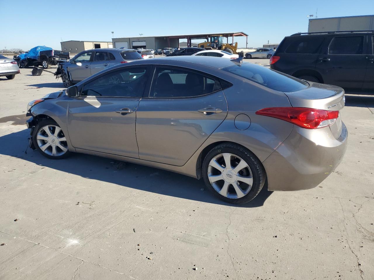 2013 Hyundai Elantra - Image 2