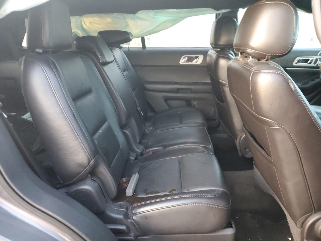 2014 Ford Explorer - Image 10