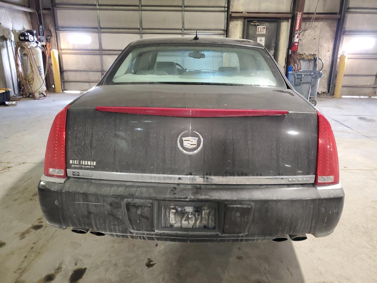2008 Cadillac DTS - Image 6