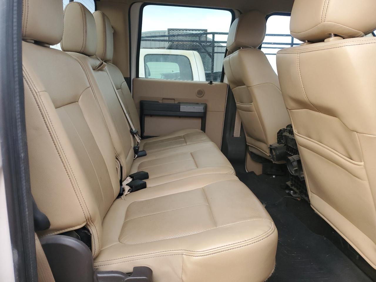 2014 Ford F250 - Image 10