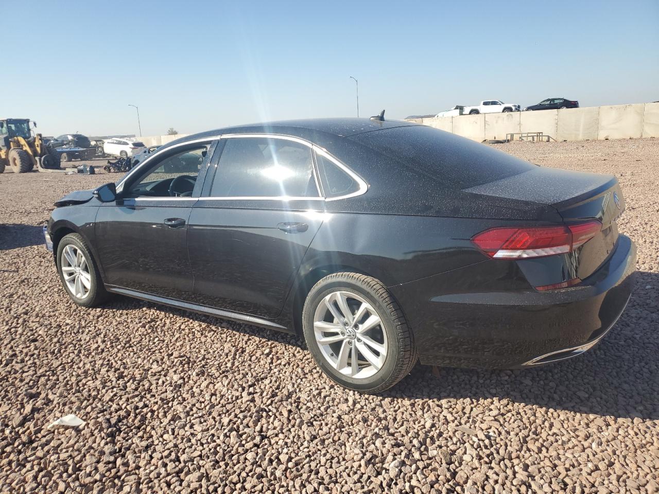 2020 Volkswagen Passat - Image 2