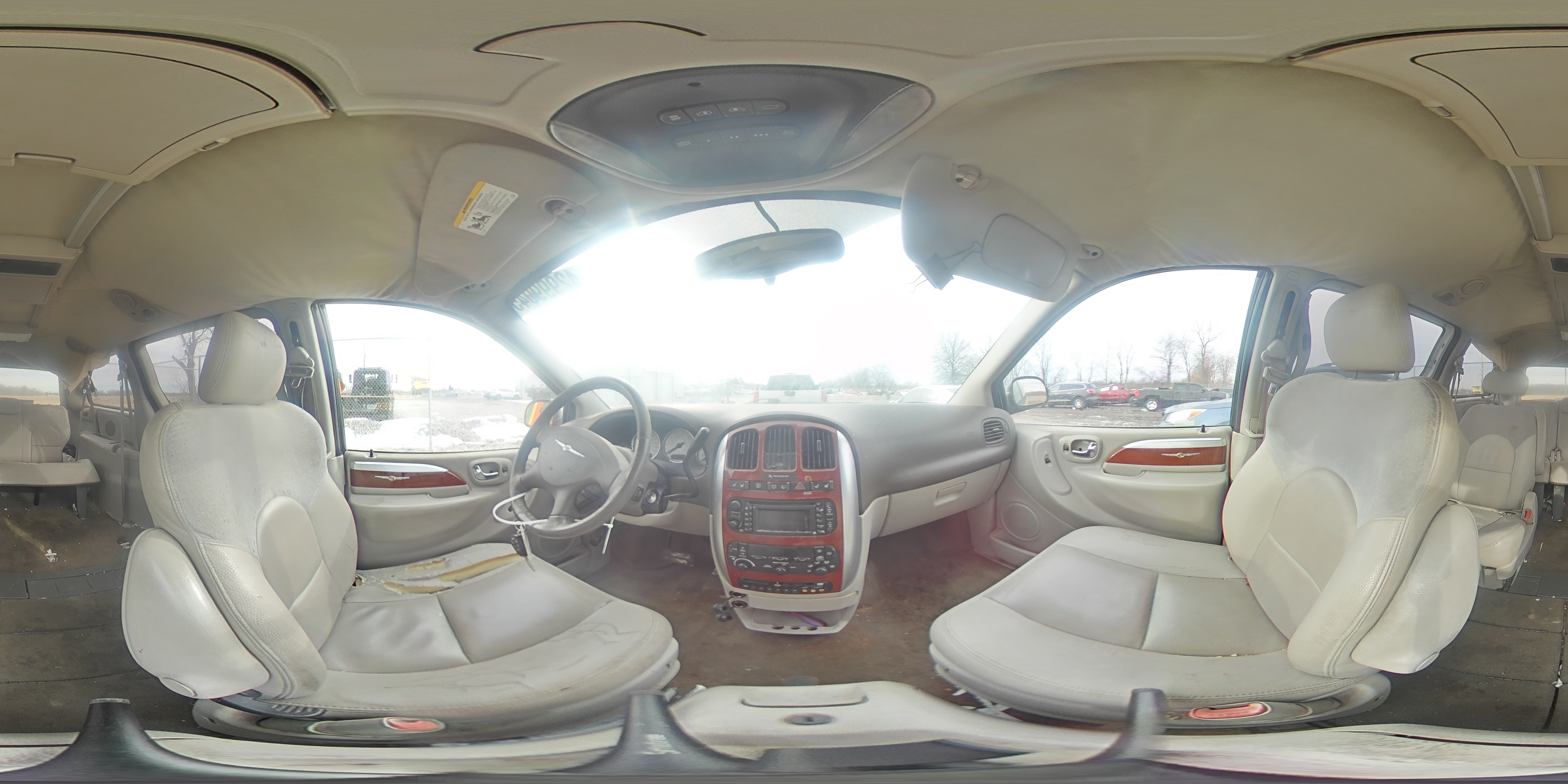 2006 Chrysler Town & Country - Image 13