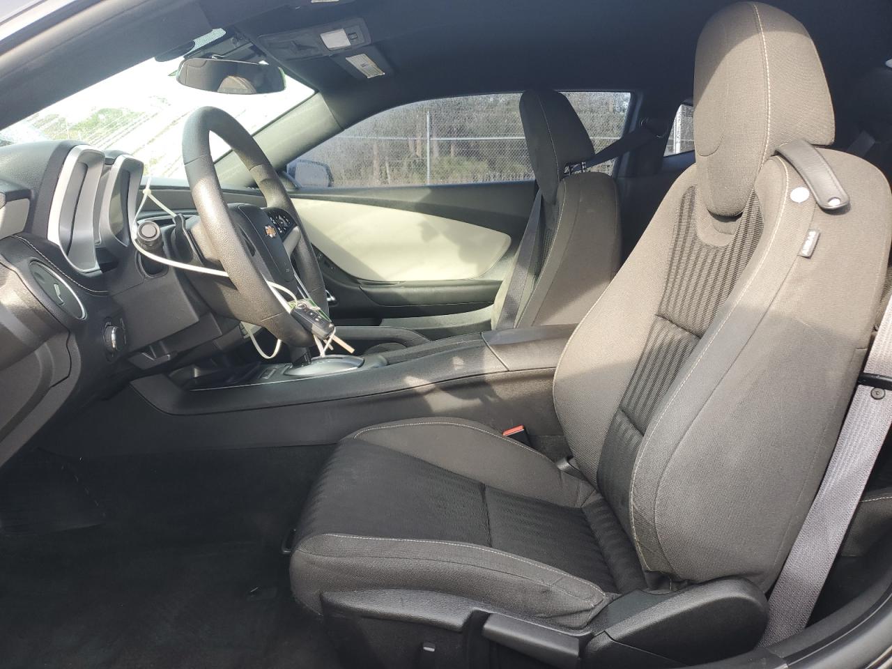 2015 Chevrolet Camaro - Image 7