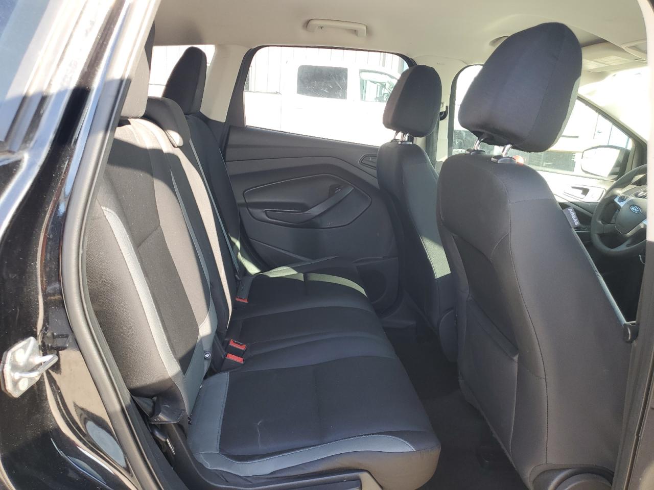 2015 Ford Escape - Image 11