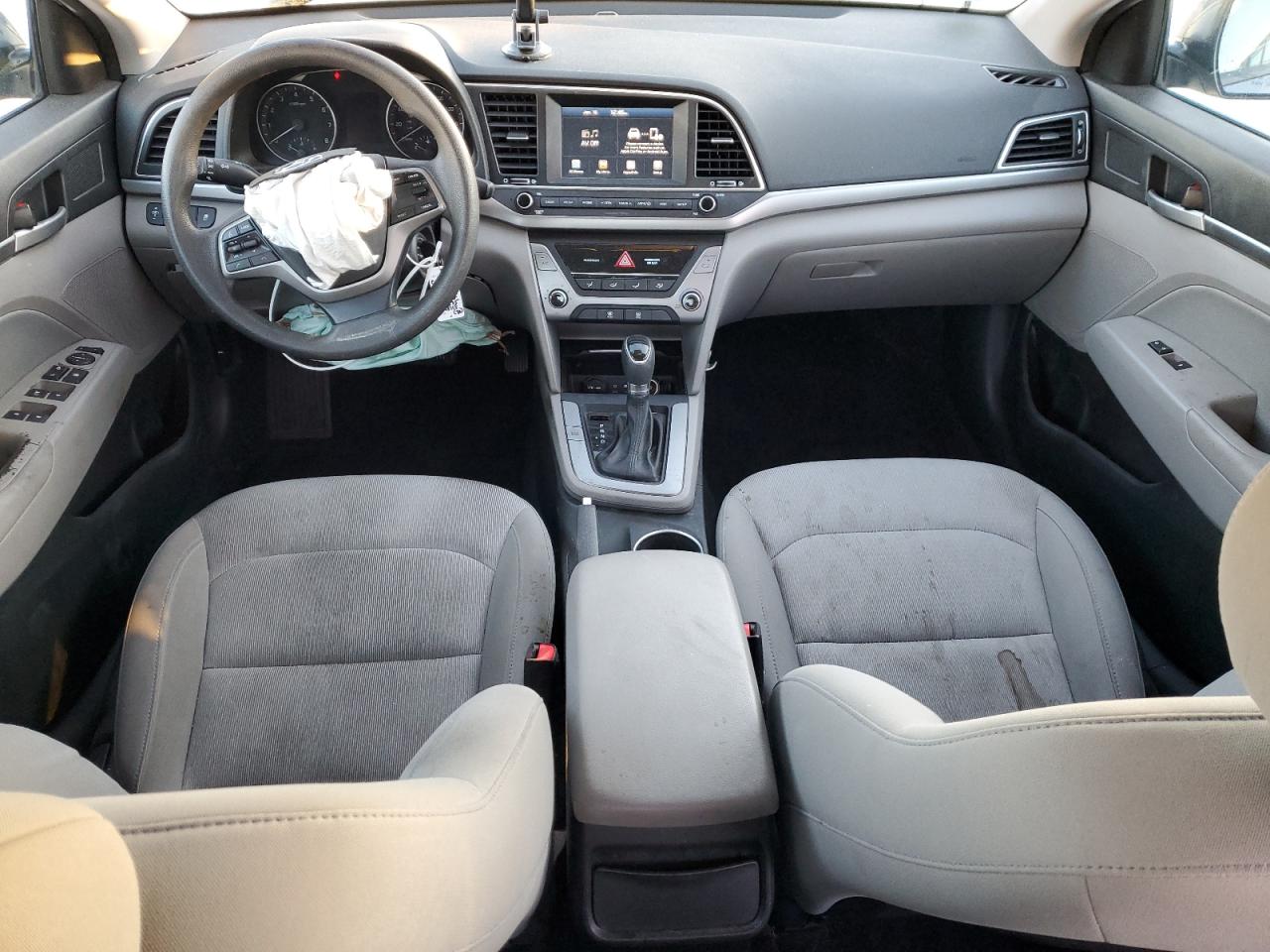 2017 Hyundai Elantra - Image 8