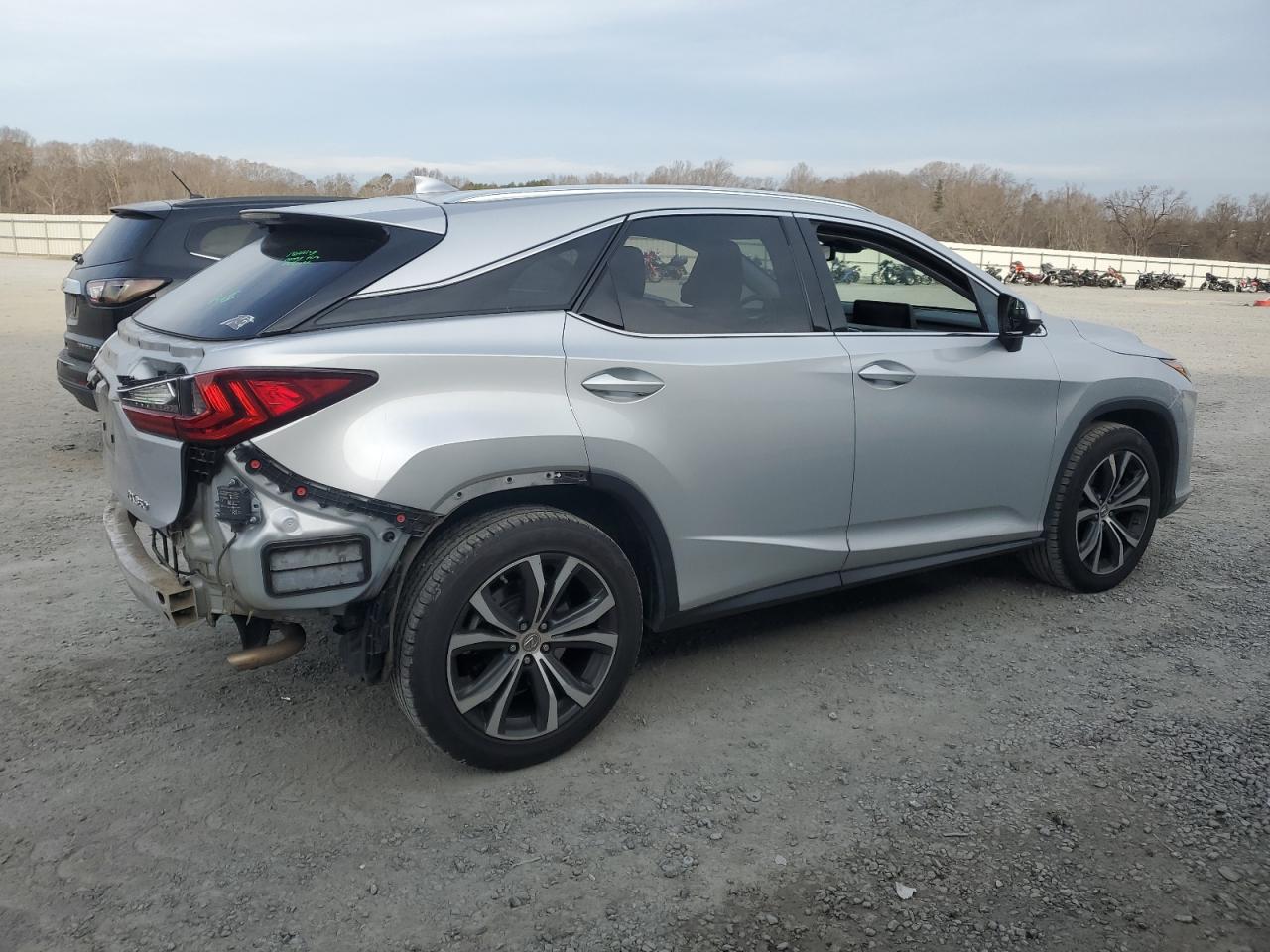 2017 Lexus RX - Image 3