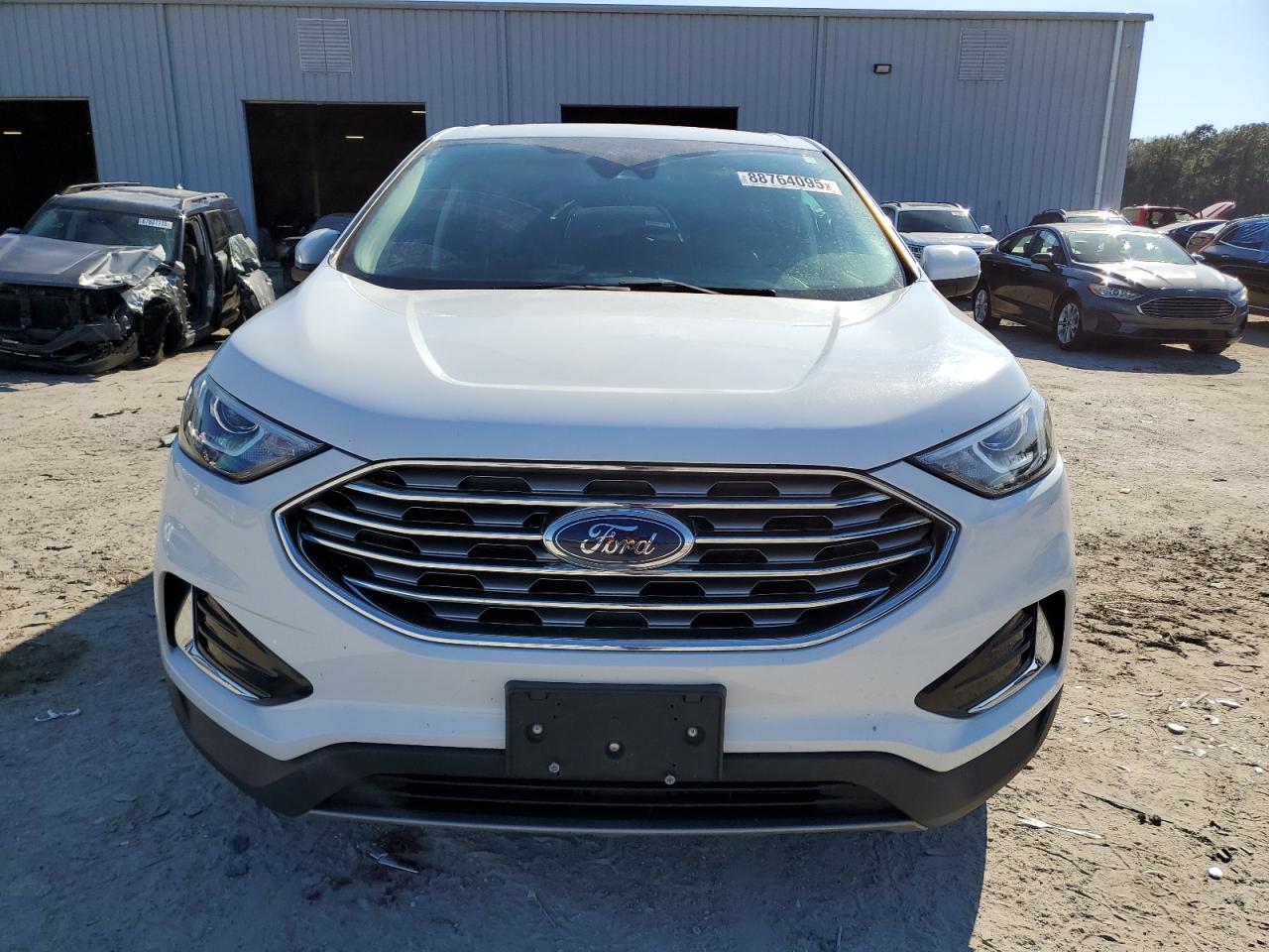 2022 Ford Edge - Image 5