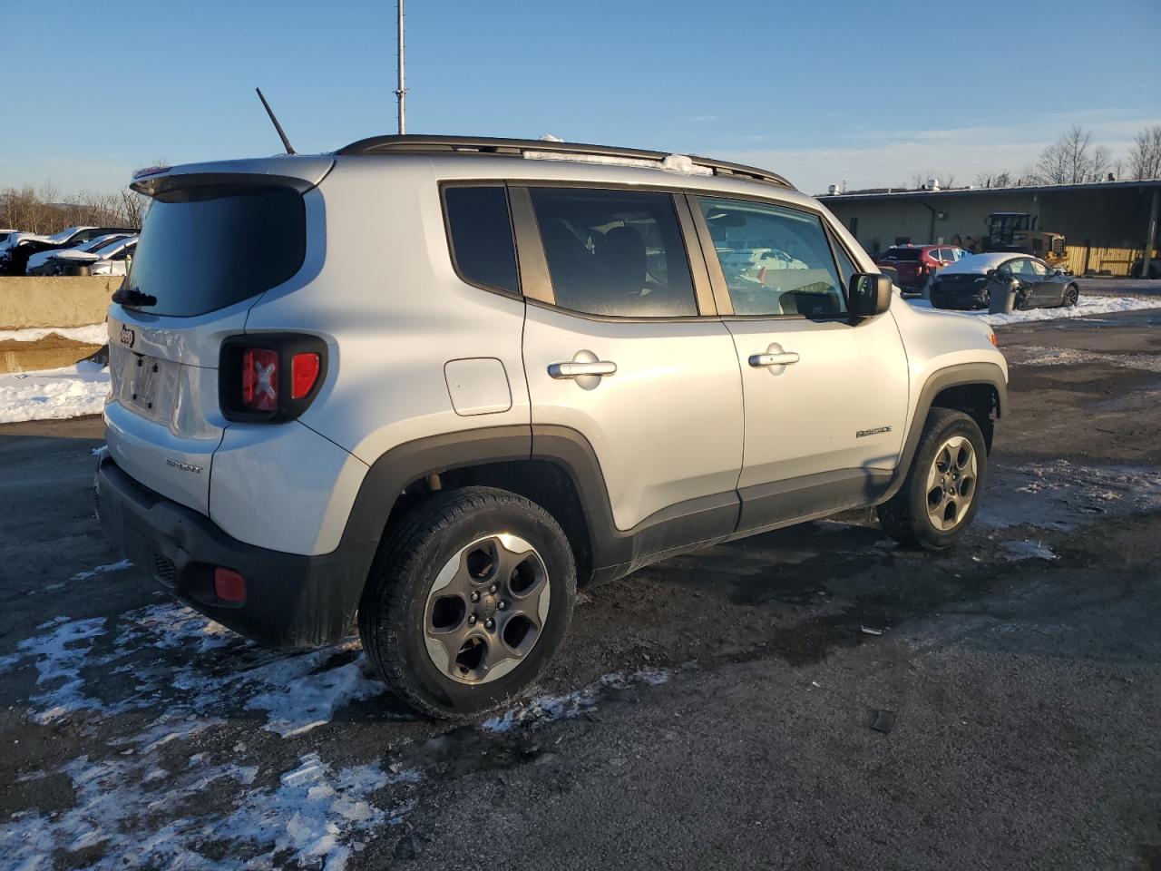 VIN ZACCJBATXGPD98398 2016 JEEP RENEGADE no.3