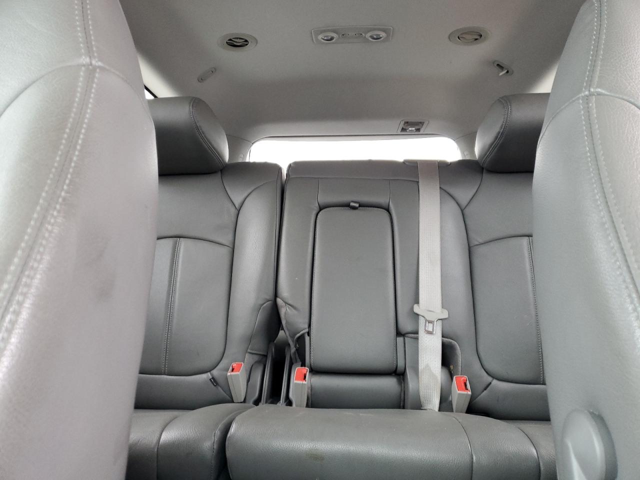 2014 Chevrolet Traverse - Image 10