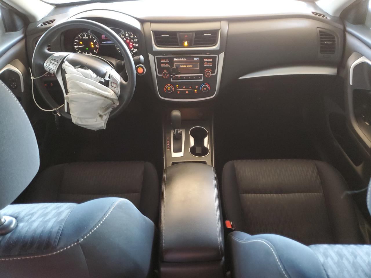 2017 Nissan Altima - Image 8