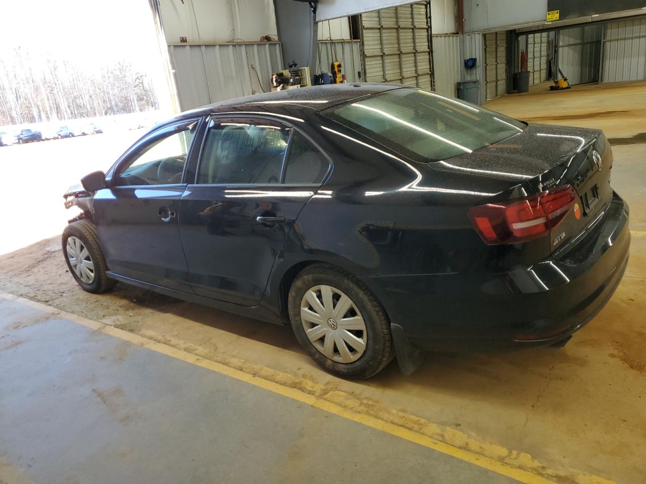 2016 Volkswagen Jetta - Image 2