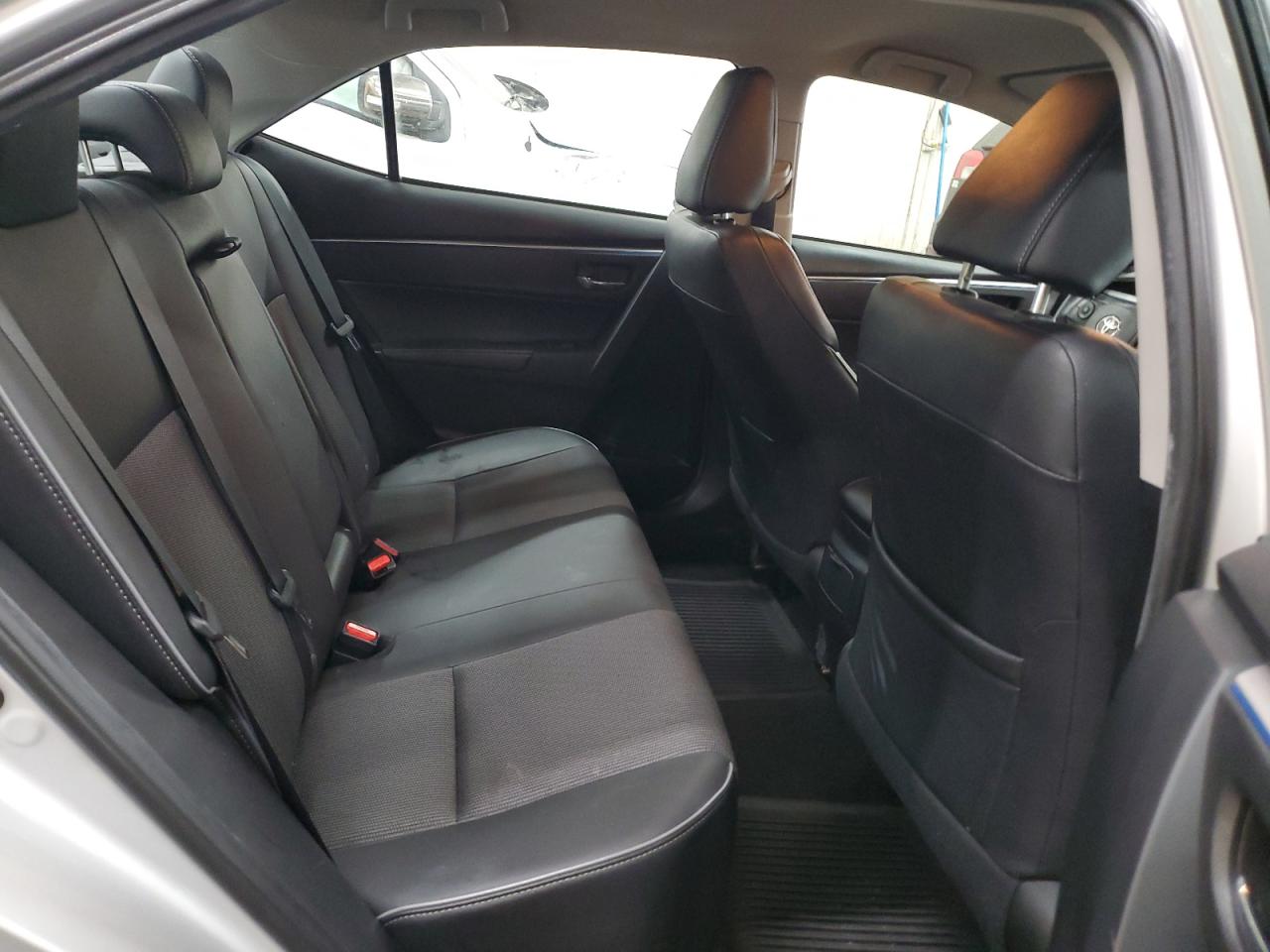 2016 Toyota Corolla - Image 10