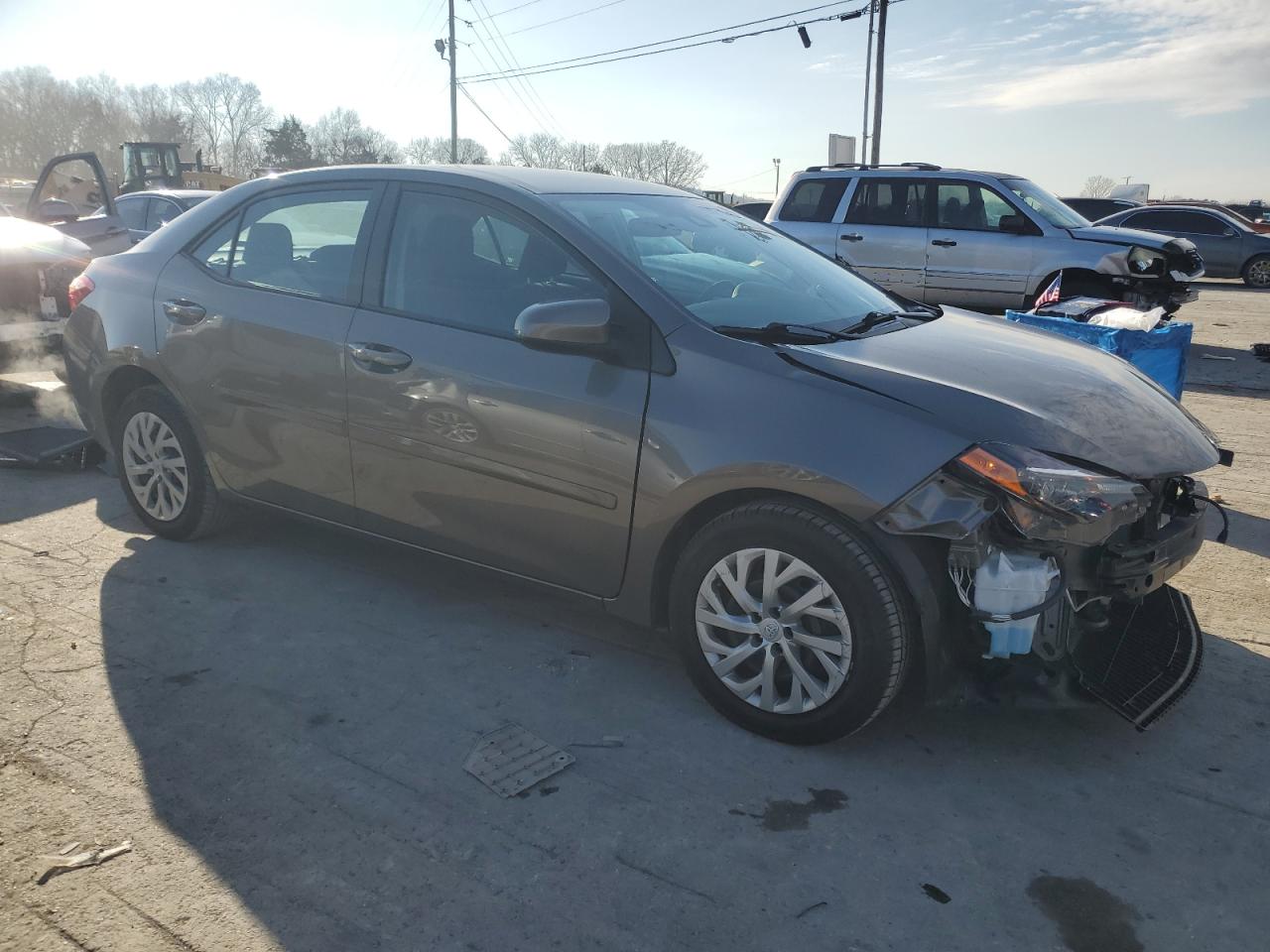 VIN 2T1BURHE1JC039169 2018 TOYOTA COROLLA no.4