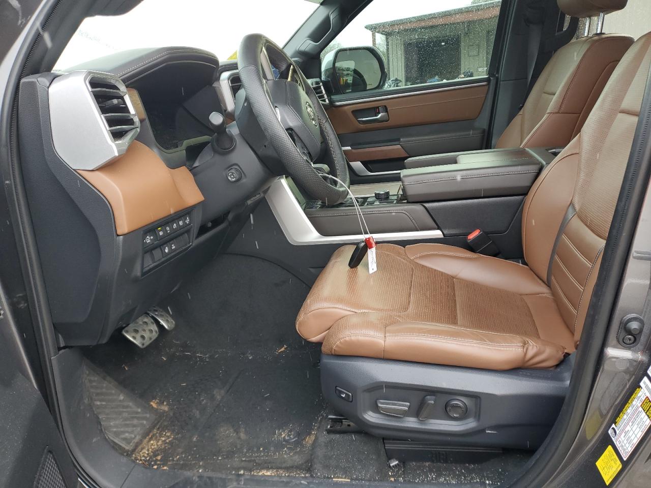 2023 Toyota Tundra - Image 7