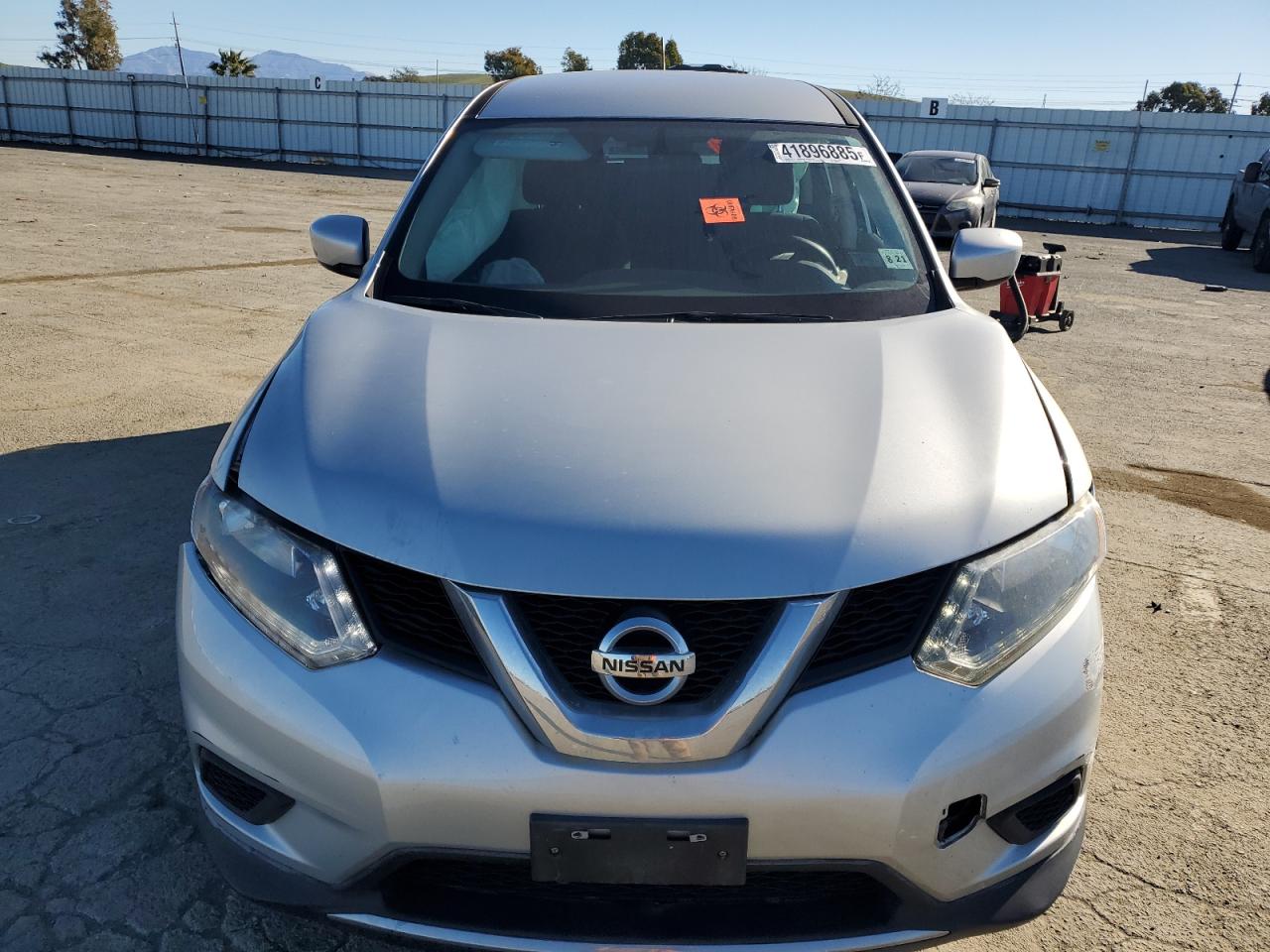 2016 Nissan Rogue - Image 5