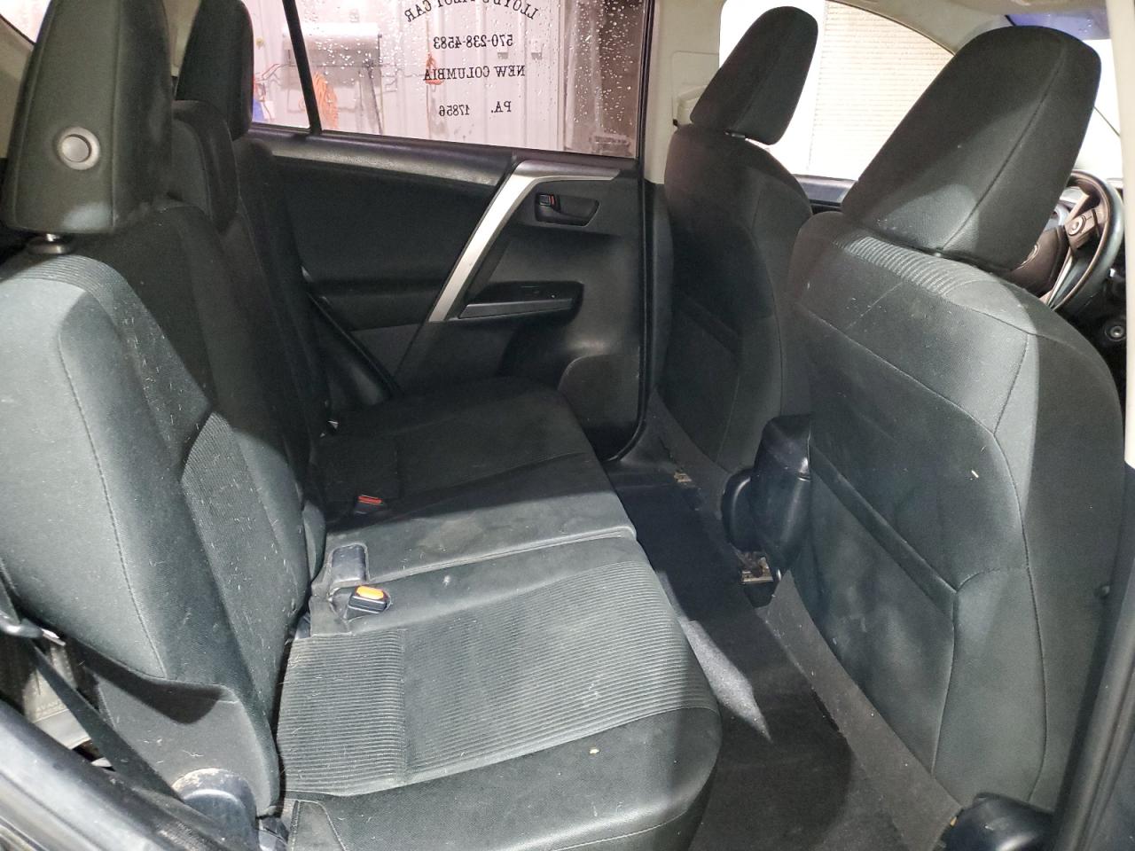 2017 Toyota RAV 4 - Image 11