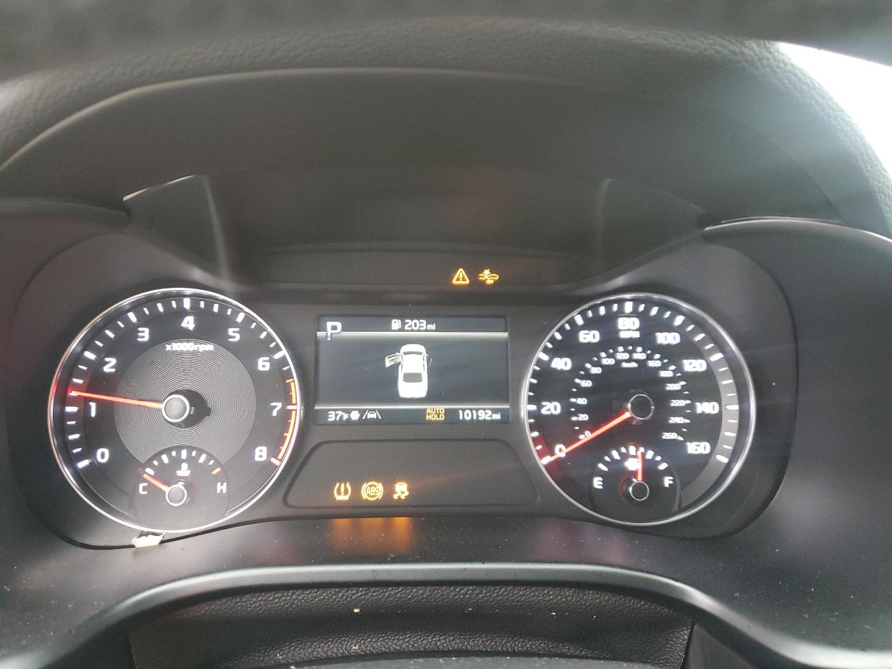 2024 Kia Forte - Image 9