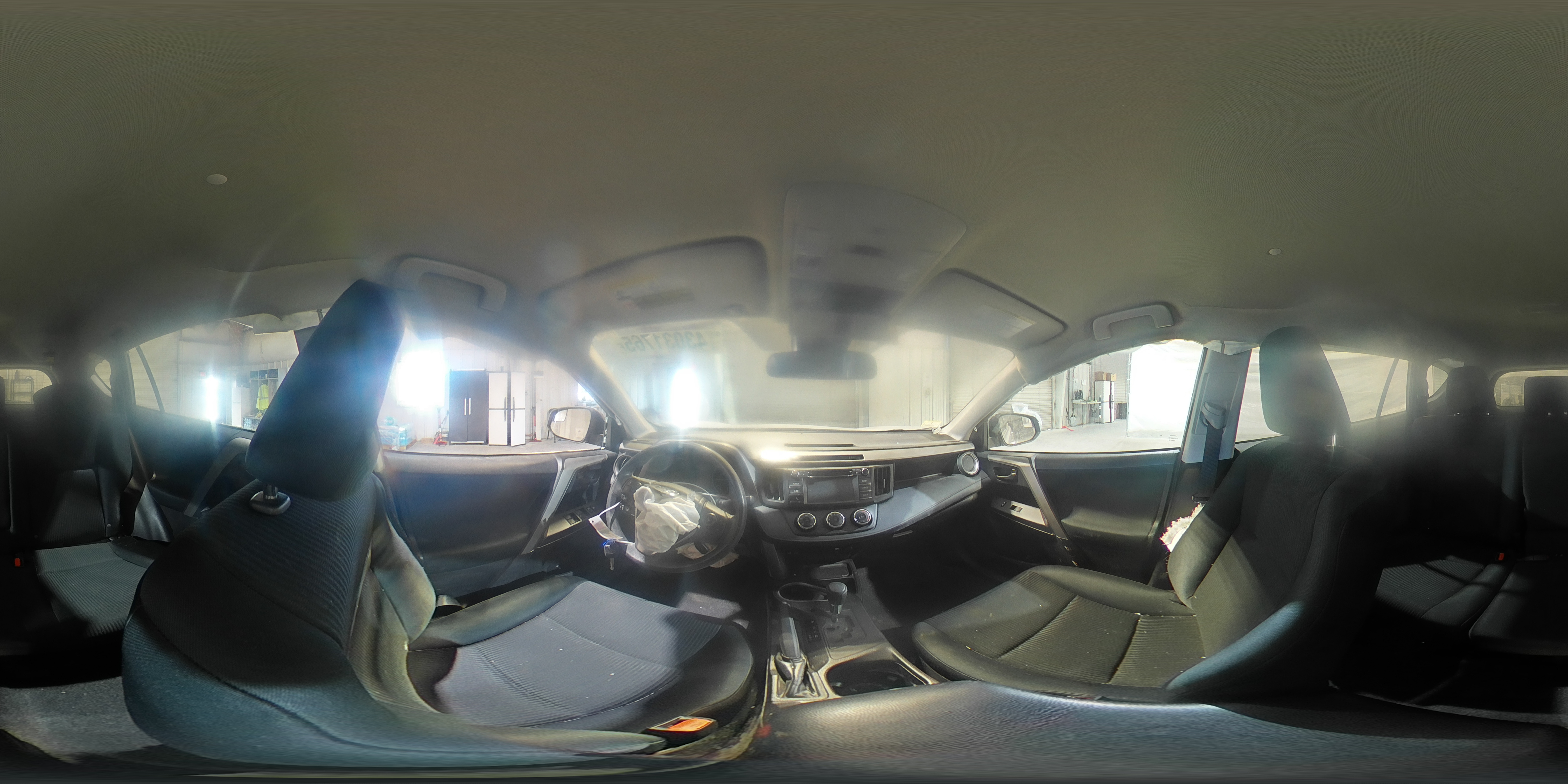 2017 Toyota RAV 4 - Image 13