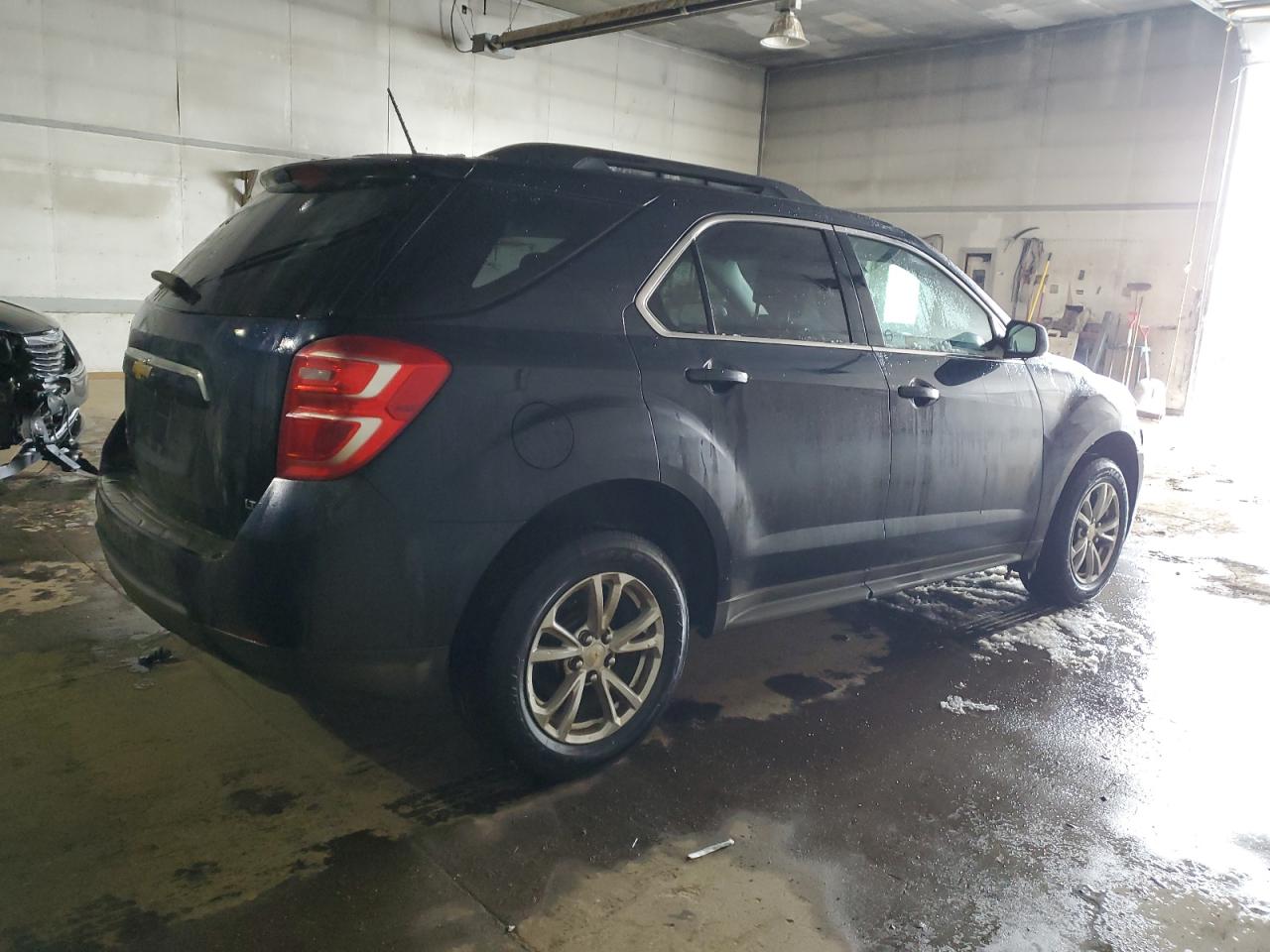 2017 Chevrolet Equinox - Image 3