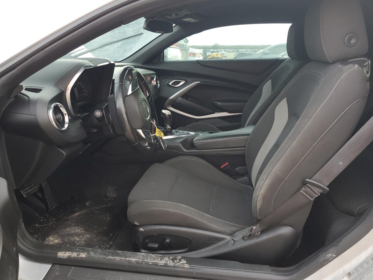 2018 Chevrolet Camaro - Image 7