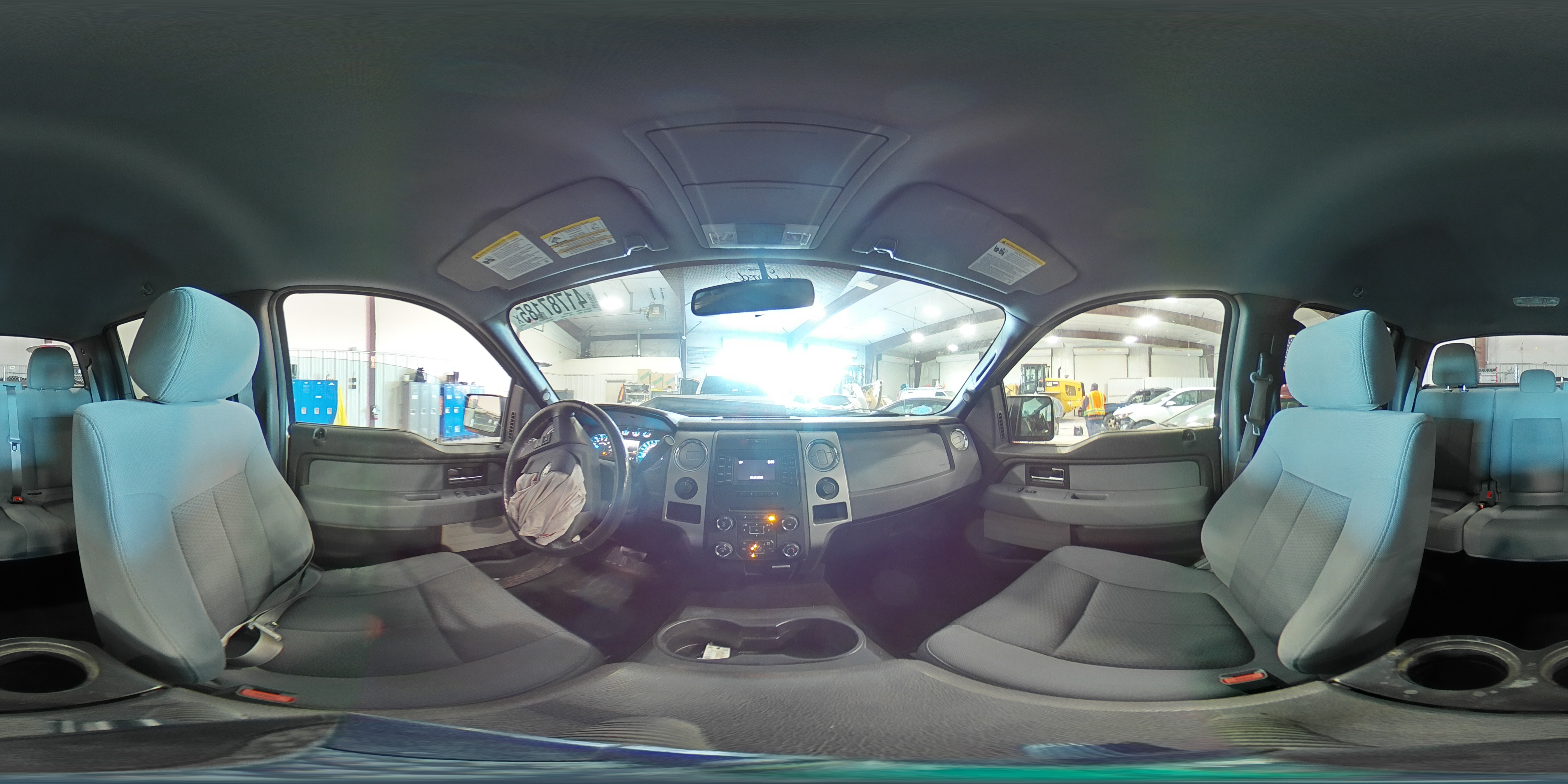 2014 Ford F-150 - Image 13