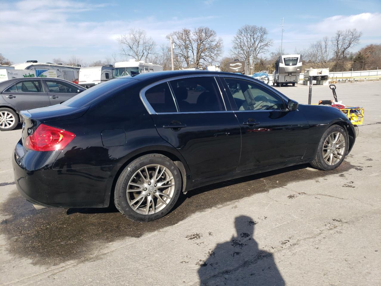 2011 Infiniti G - Image 3