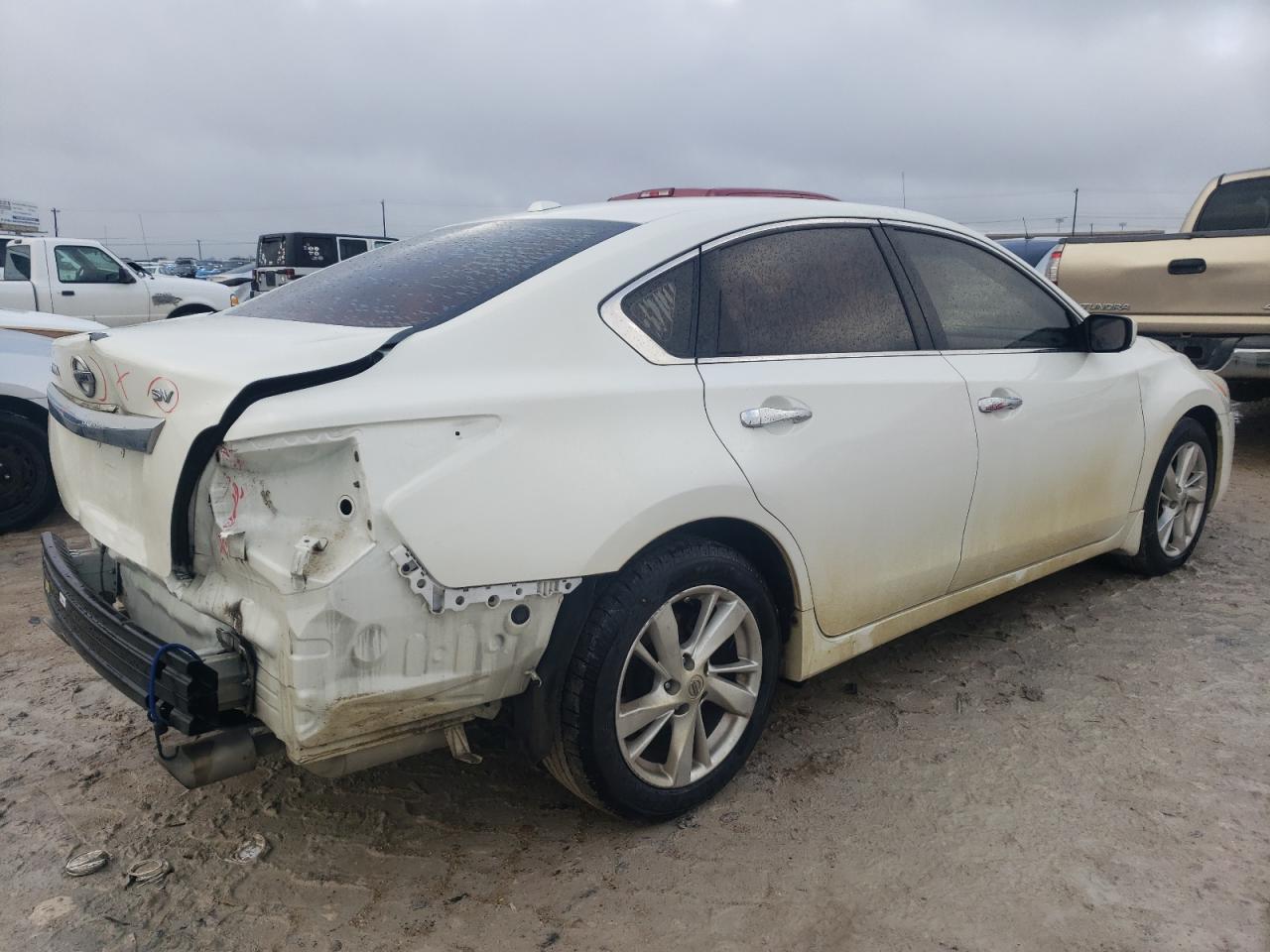 2015 Nissan Altima - Image 3