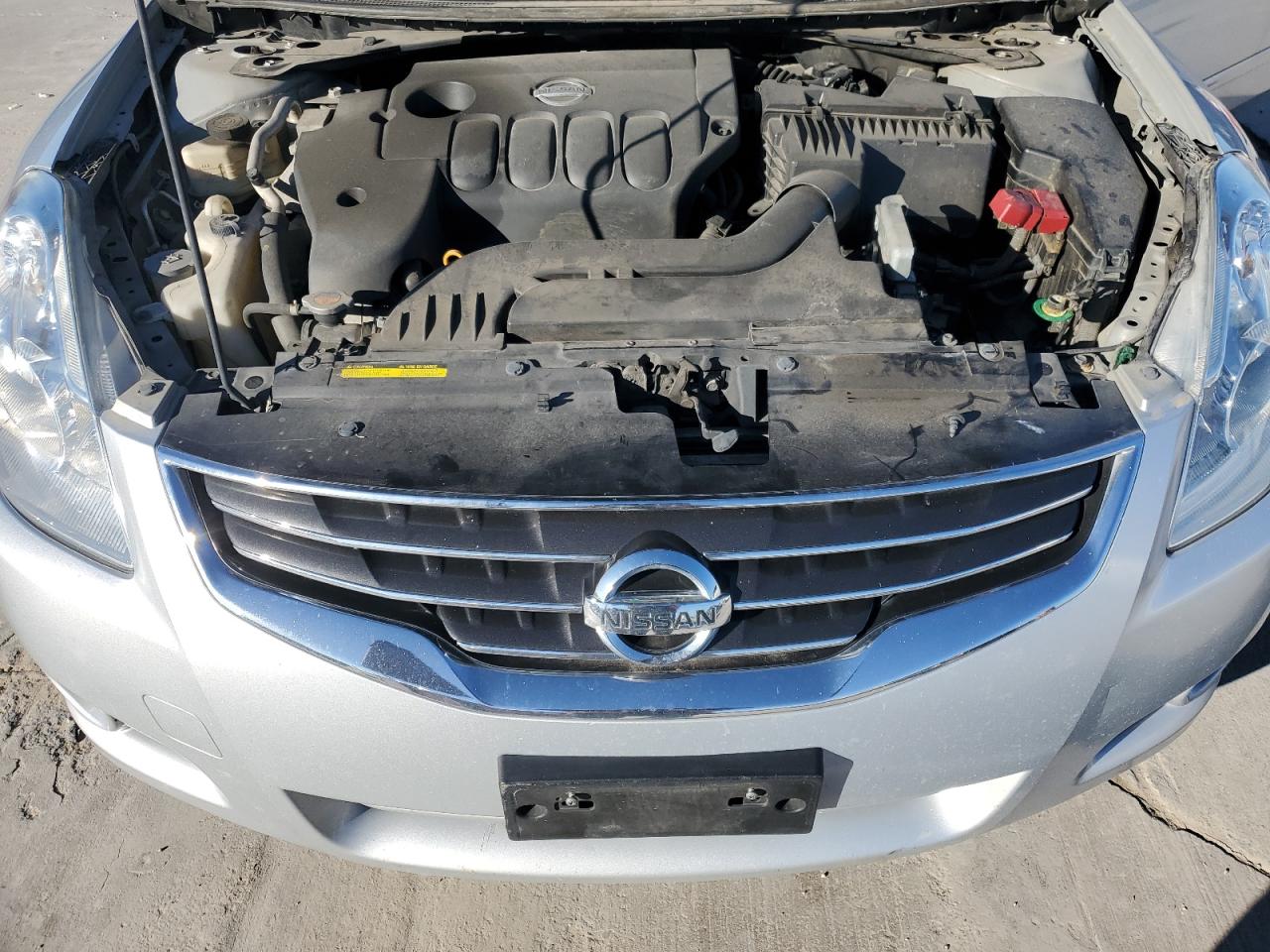 2010 Nissan Altima - Image 11