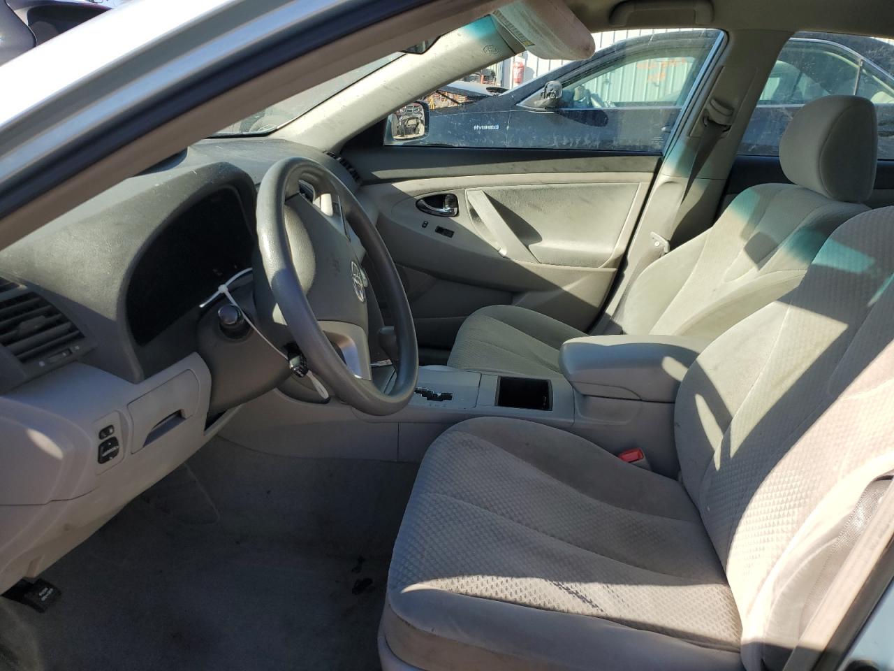 2009 Toyota Camry - Image 7