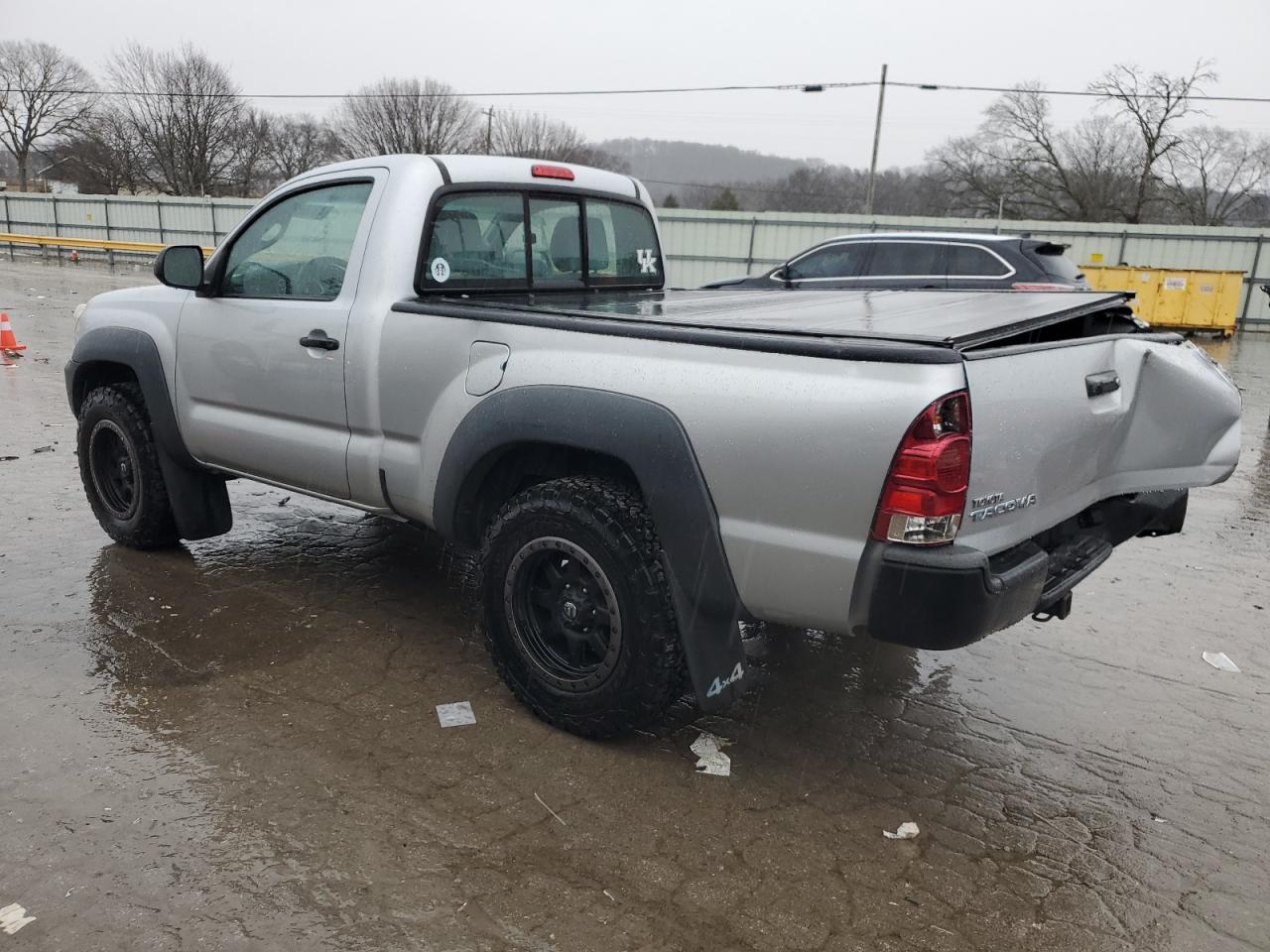 2013 Toyota Tacoma - Image 2