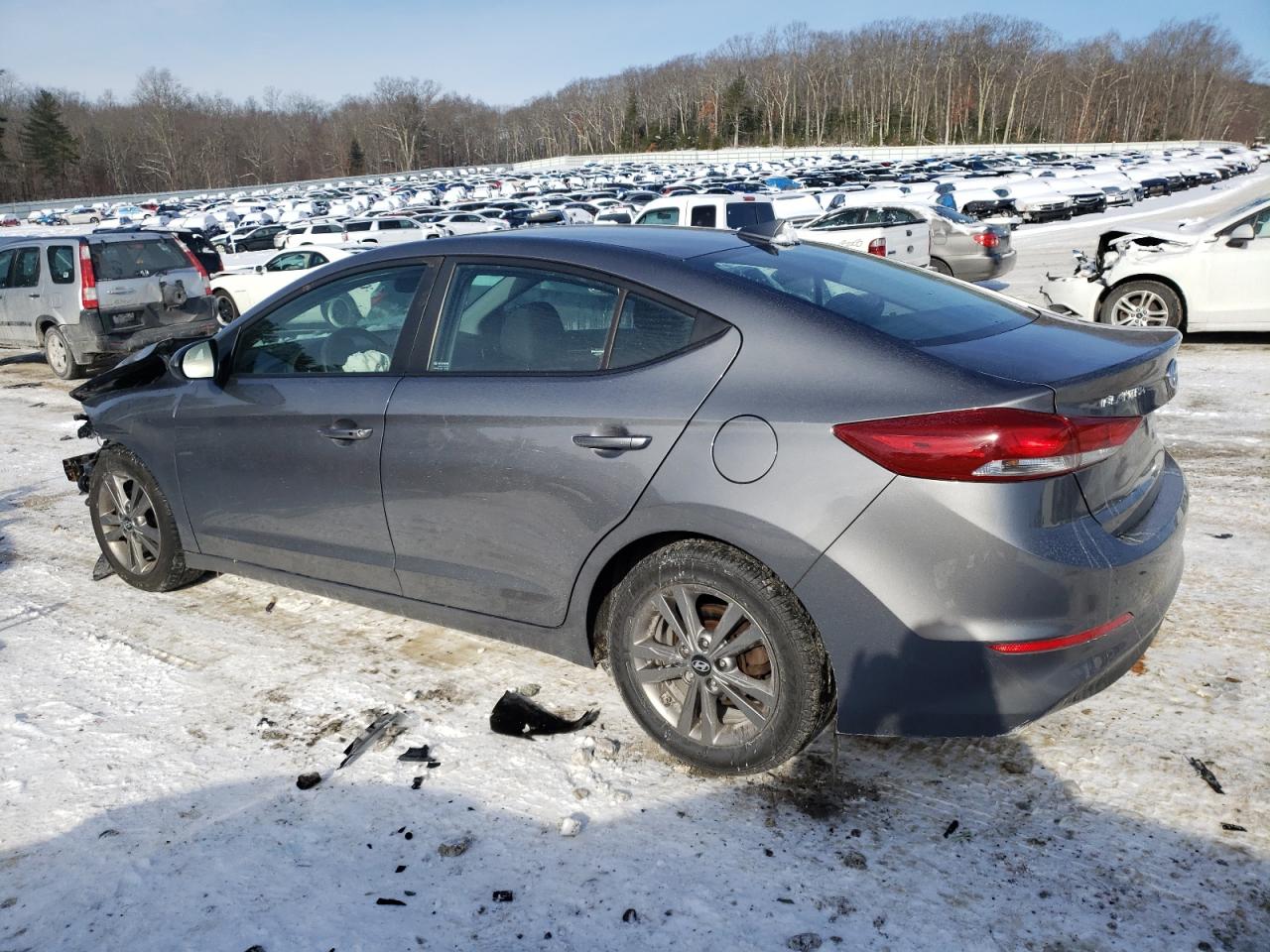 2018 Hyundai Elantra - Image 2